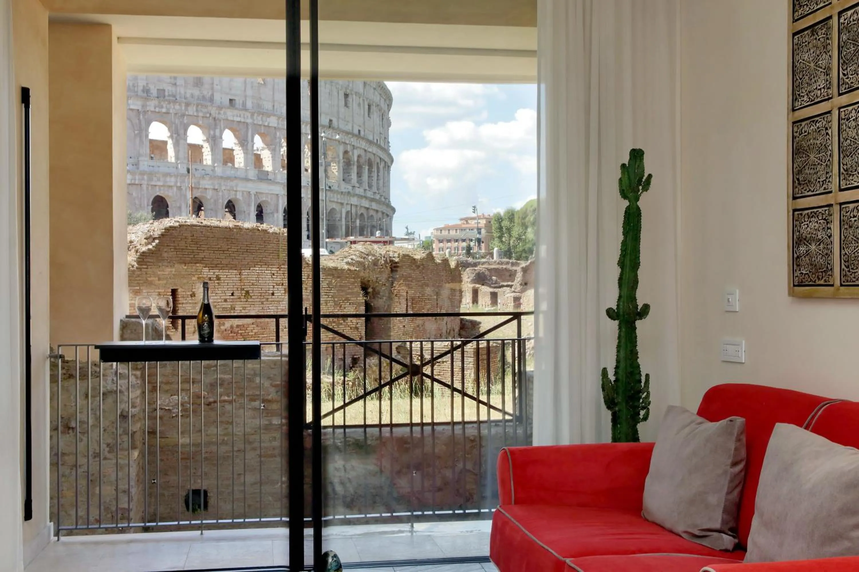 Lounge or bar in Luxury Domus Apartment 1