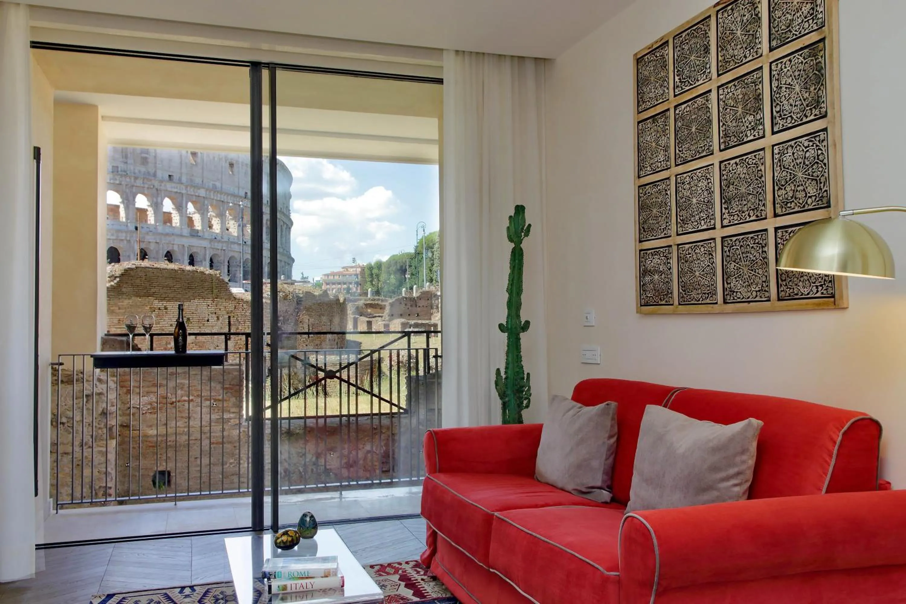 Lounge or bar in Luxury Domus Apartment 1