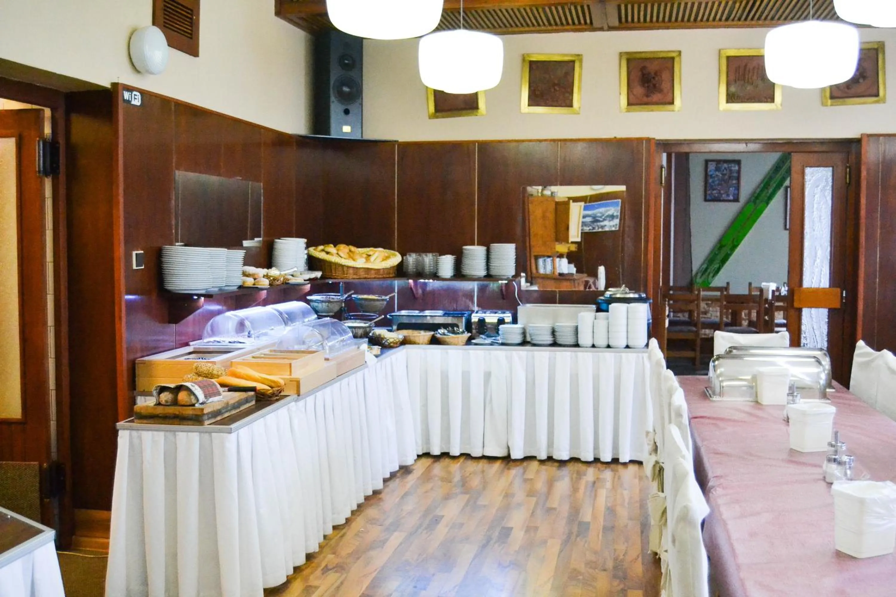 Breakfast in Hotel Krakonos