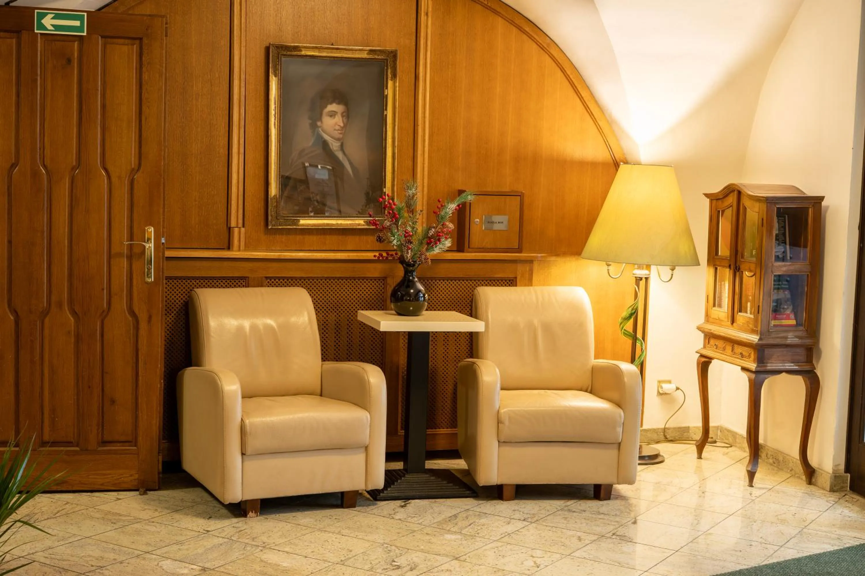 Property building in Hotel Metamorphis