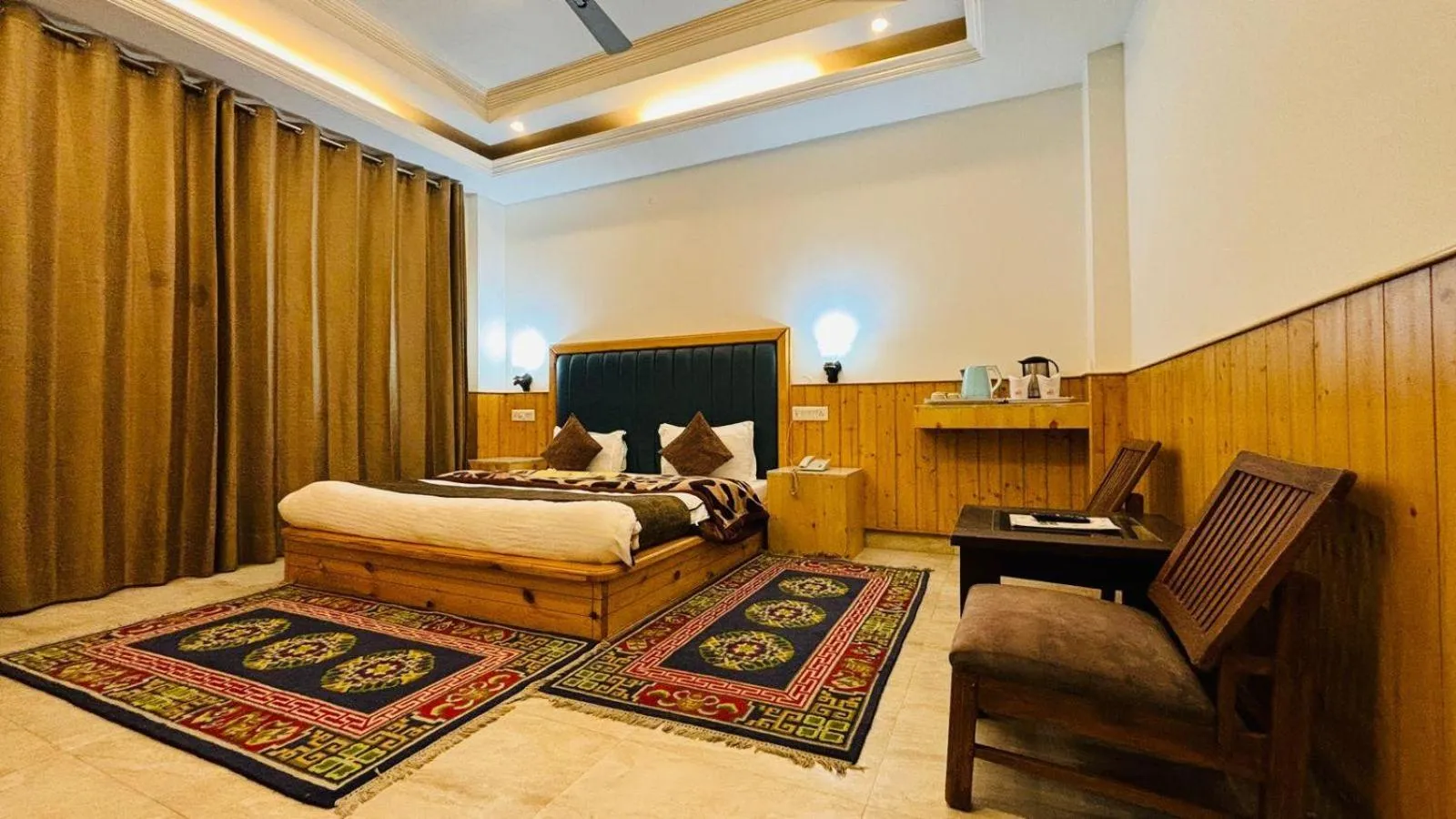 King Room in Hotel Hukam's Holiday Home