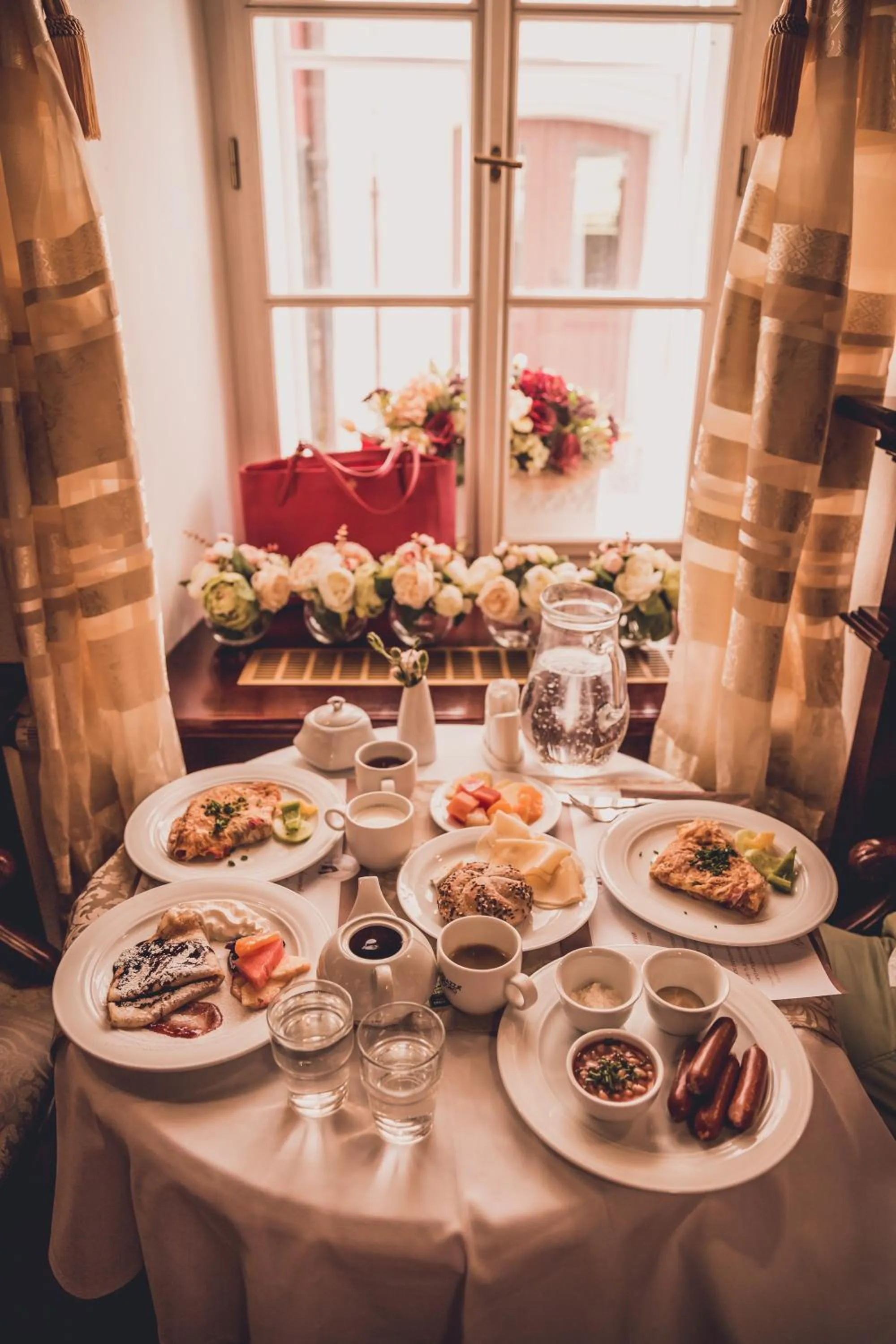 Breakfast in Boutique Hotel Constans