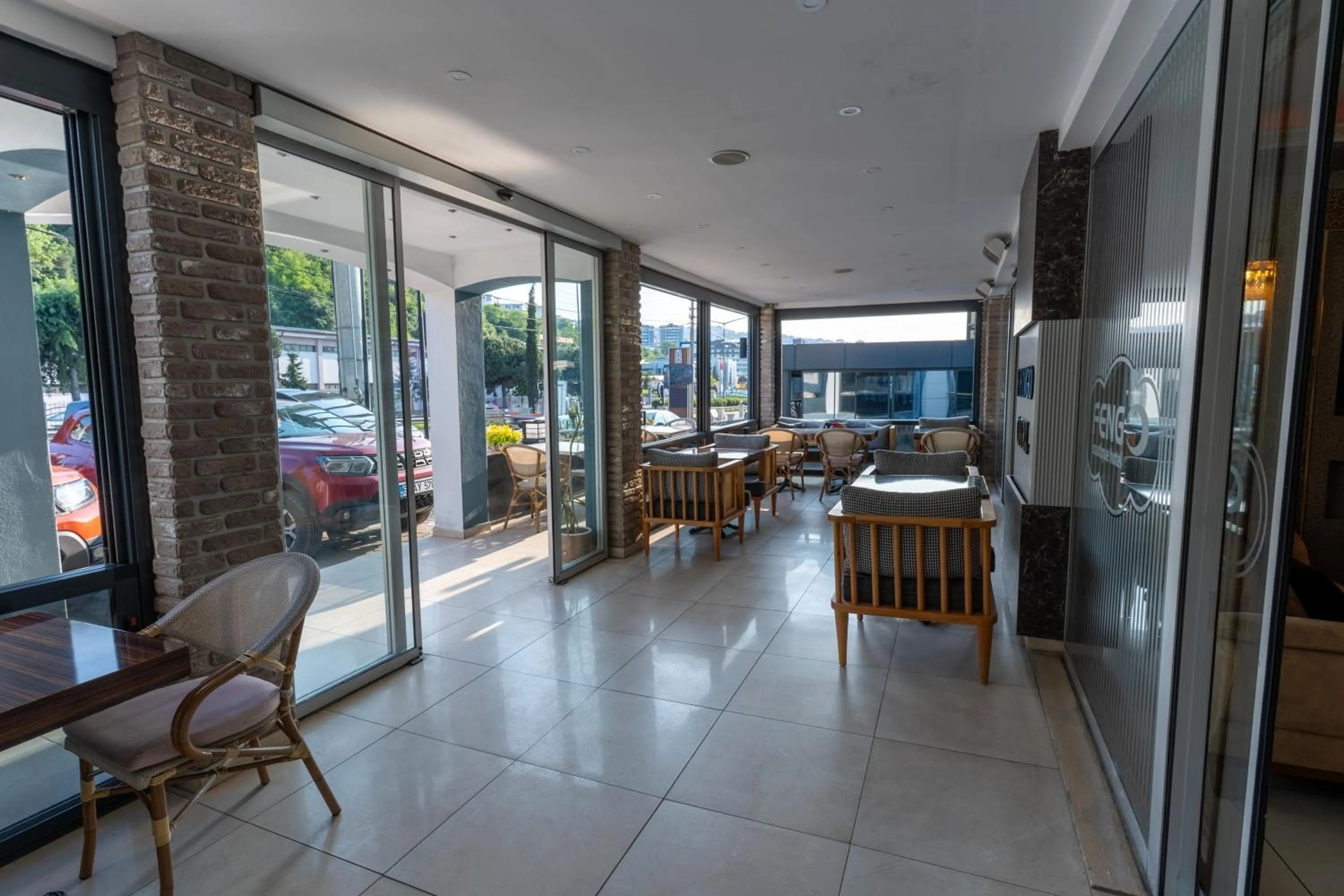 Restaurant/places to eat in Fengo Hotel & Spa