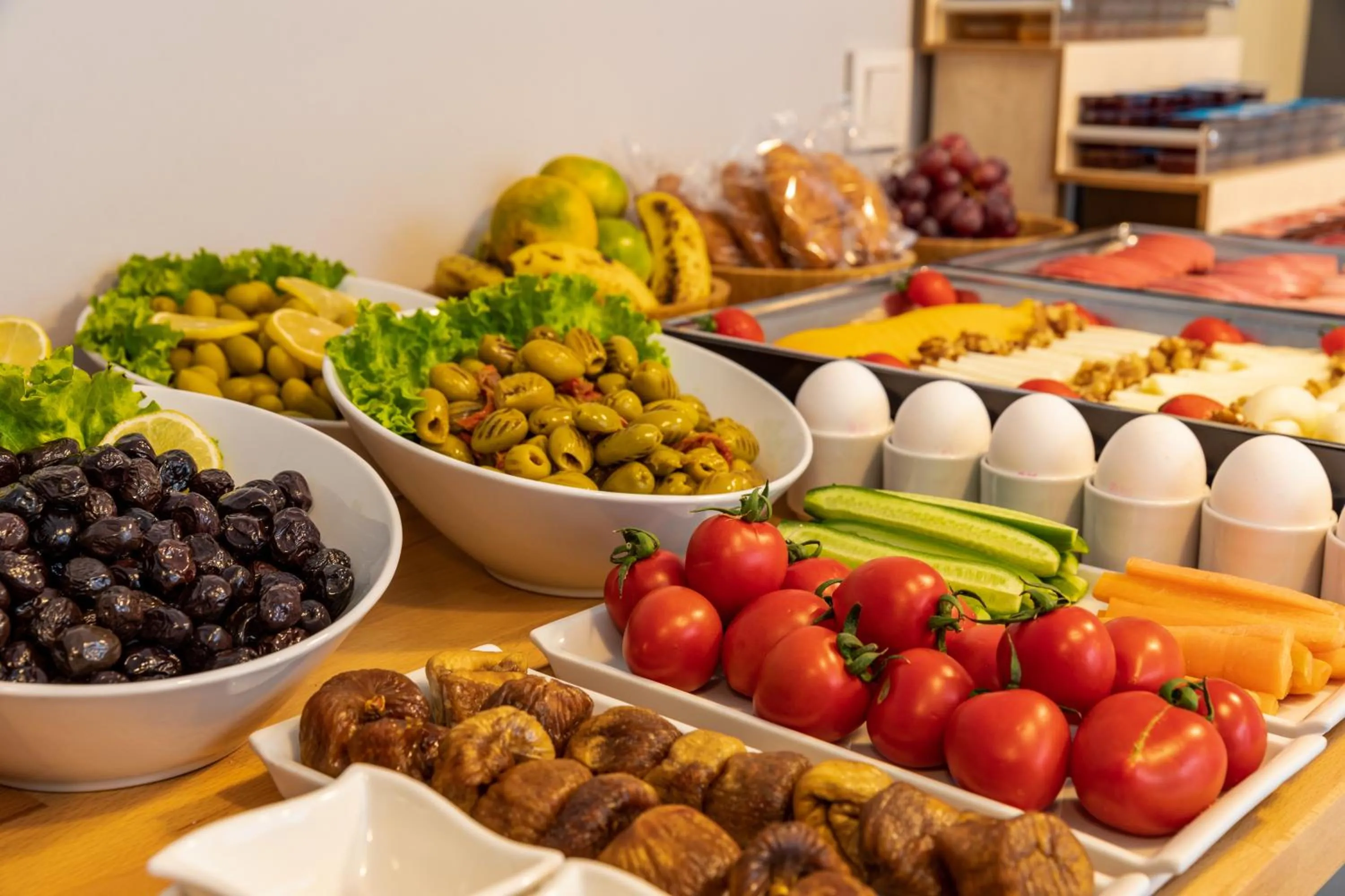 Breakfast in Green Parrot Hotel Istanbul