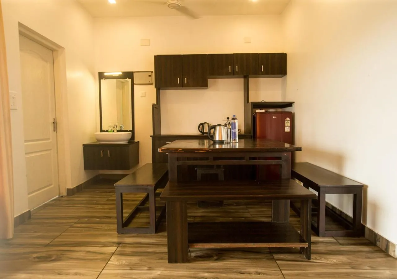 Coffee/tea facilities in White Stone Vagamon Hilltop Cottage by VOYE HOMES