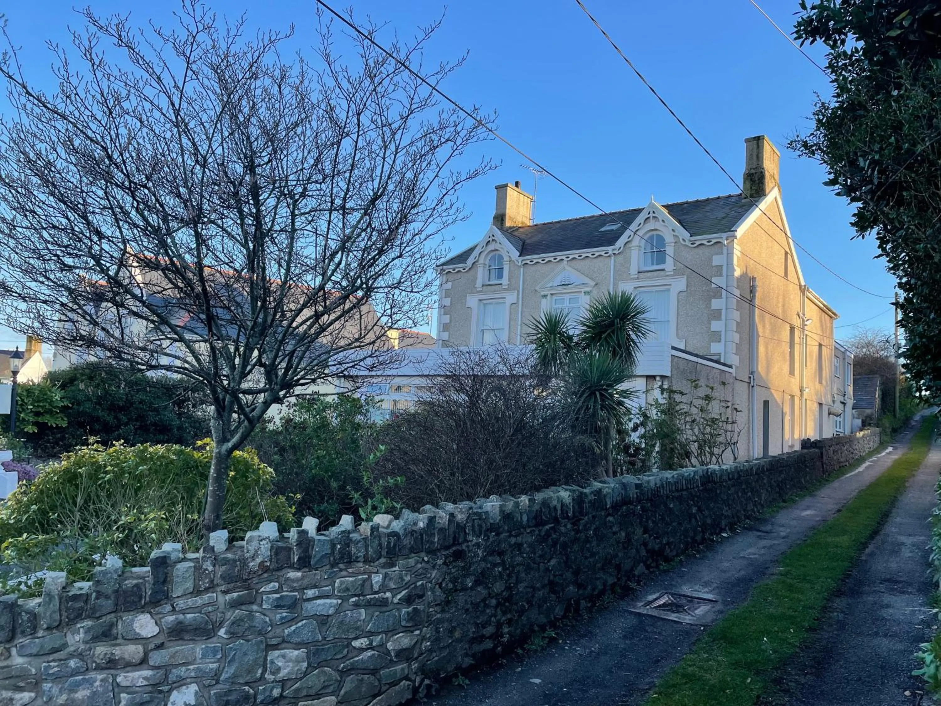 Property building in Bryn Noddfa