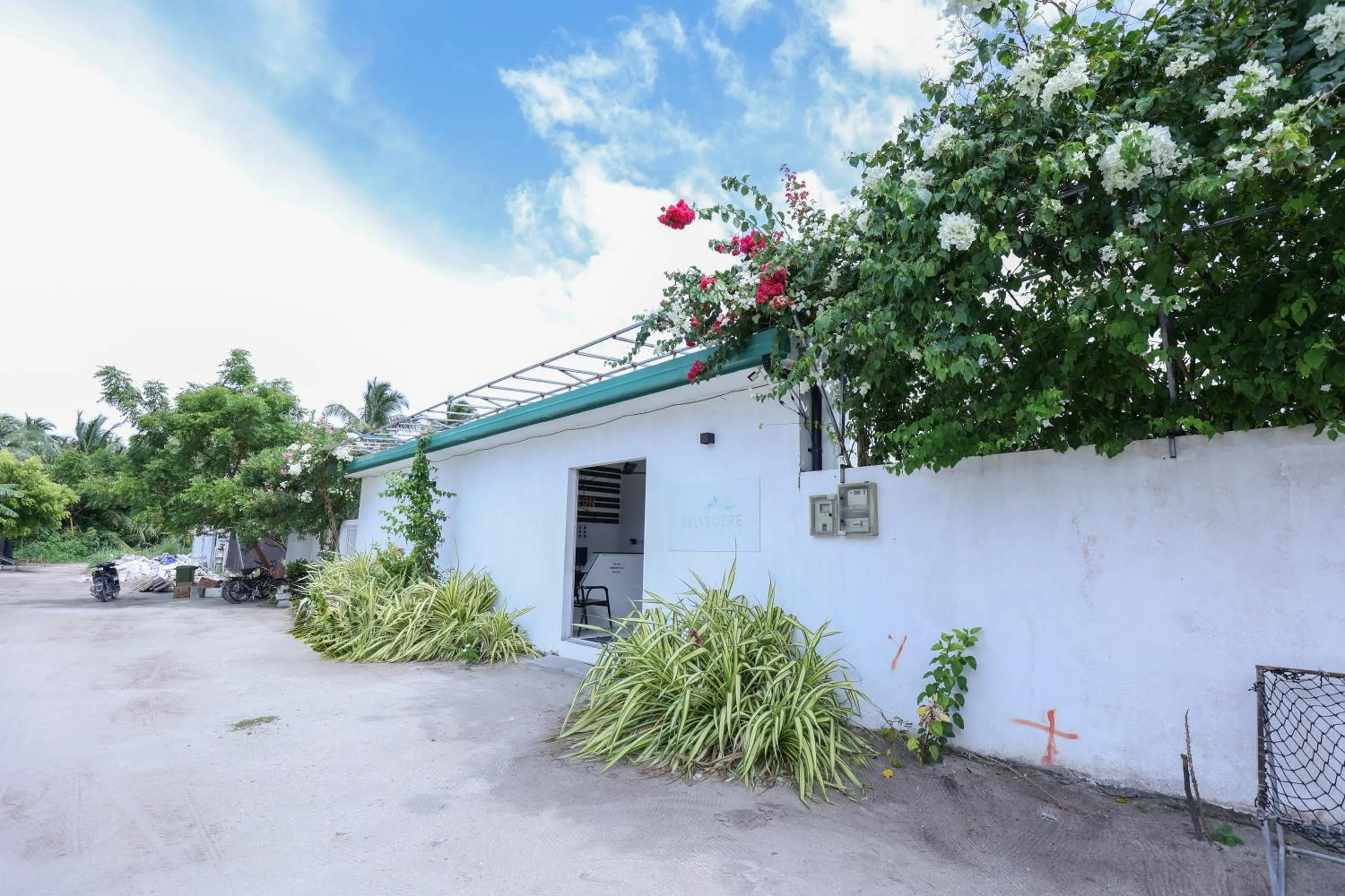 Property building in Belvedere Thoddoo