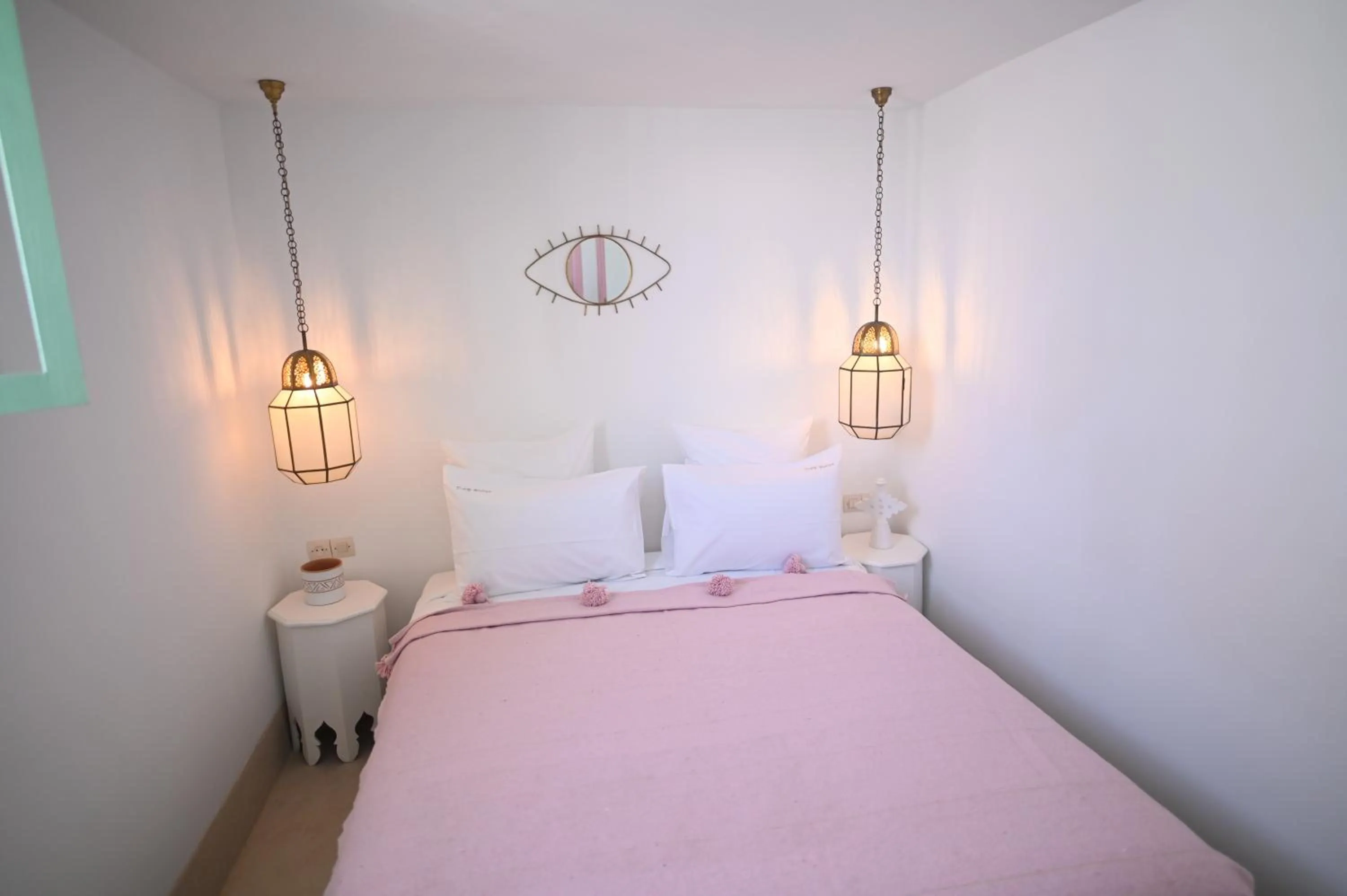 Photo of the whole room, Bed in Riad Dar Rabiaa