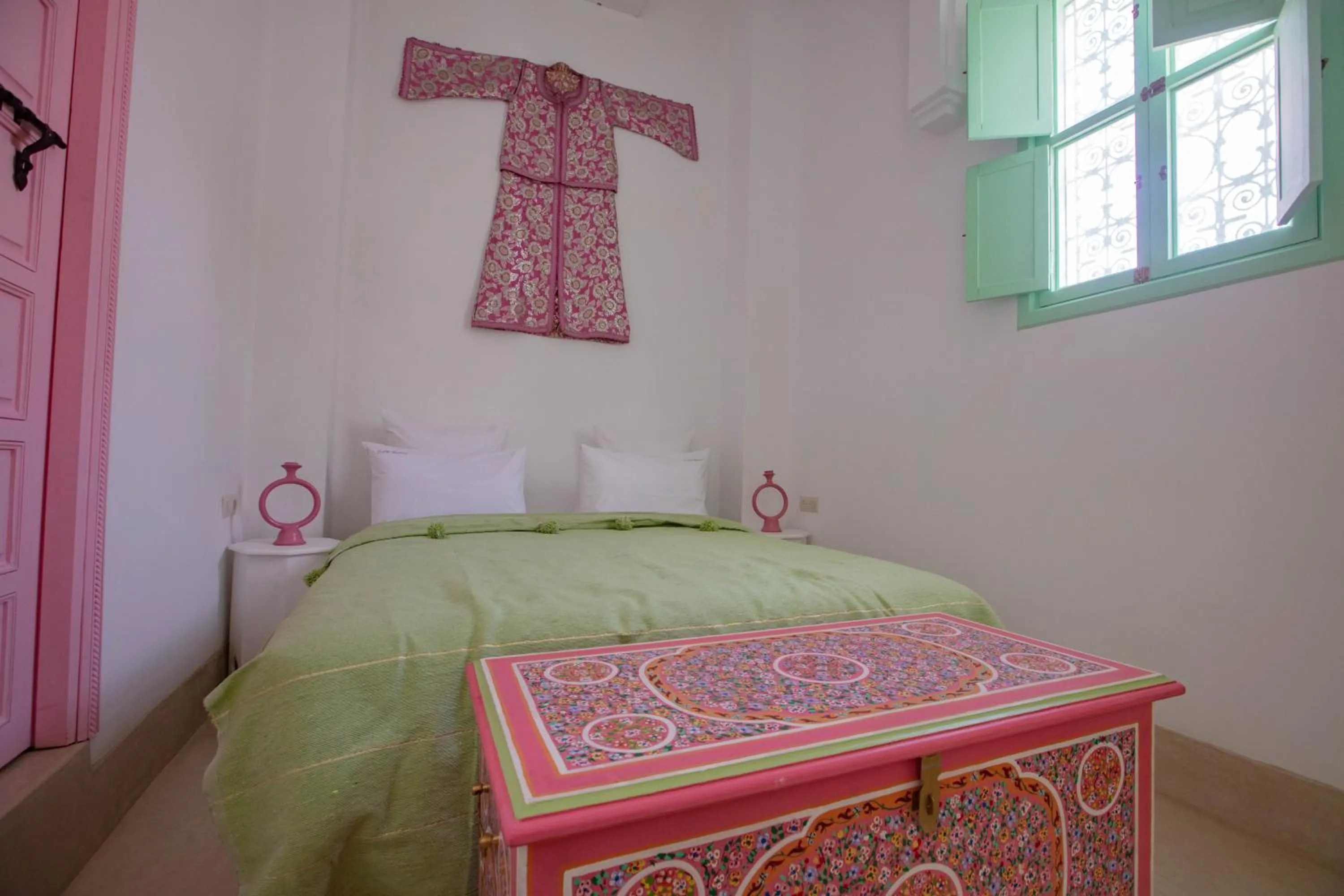 Photo of the whole room, Bed in Riad Dar Rabiaa