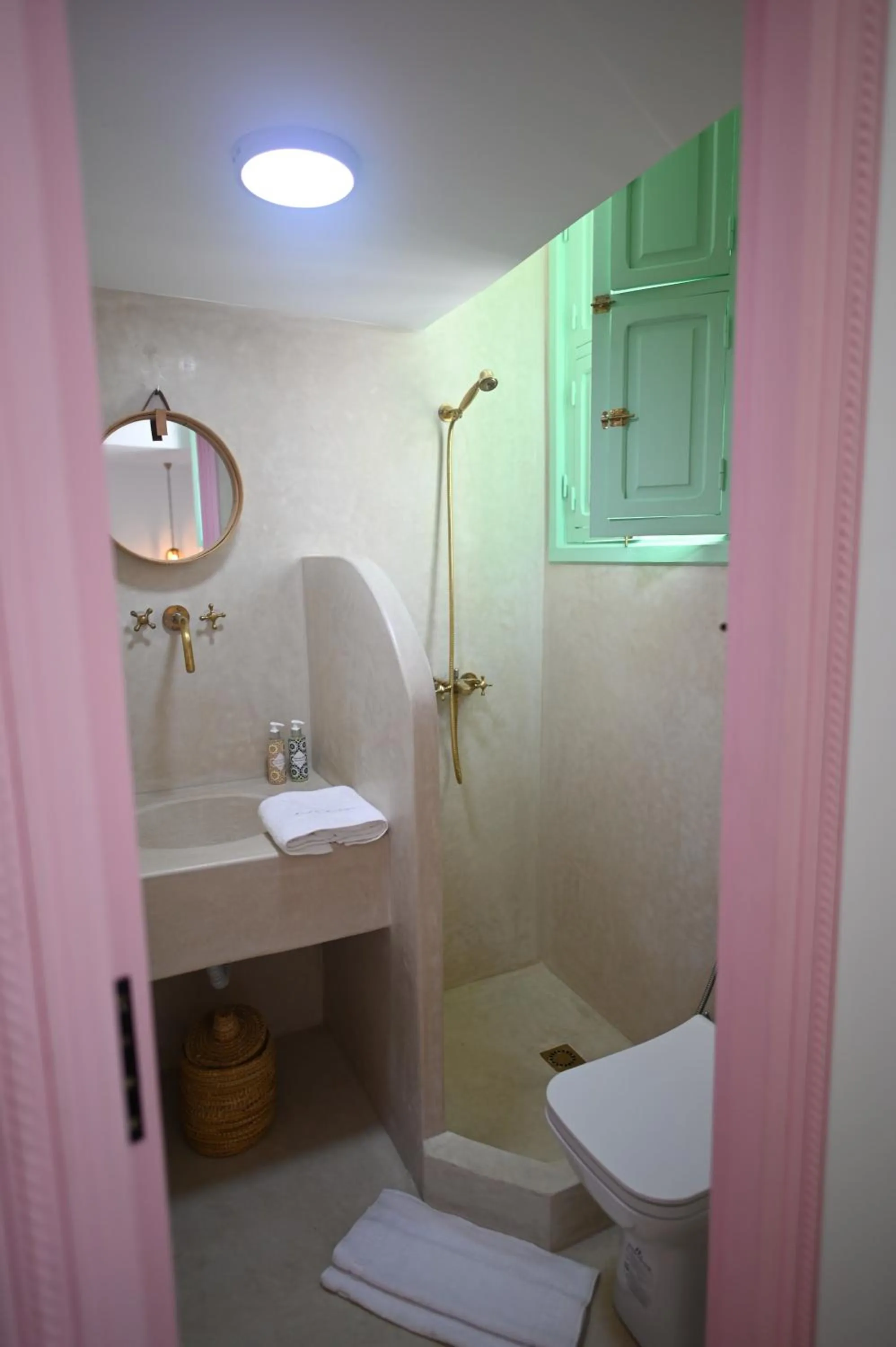 Bathroom in Riad Dar Rabiaa