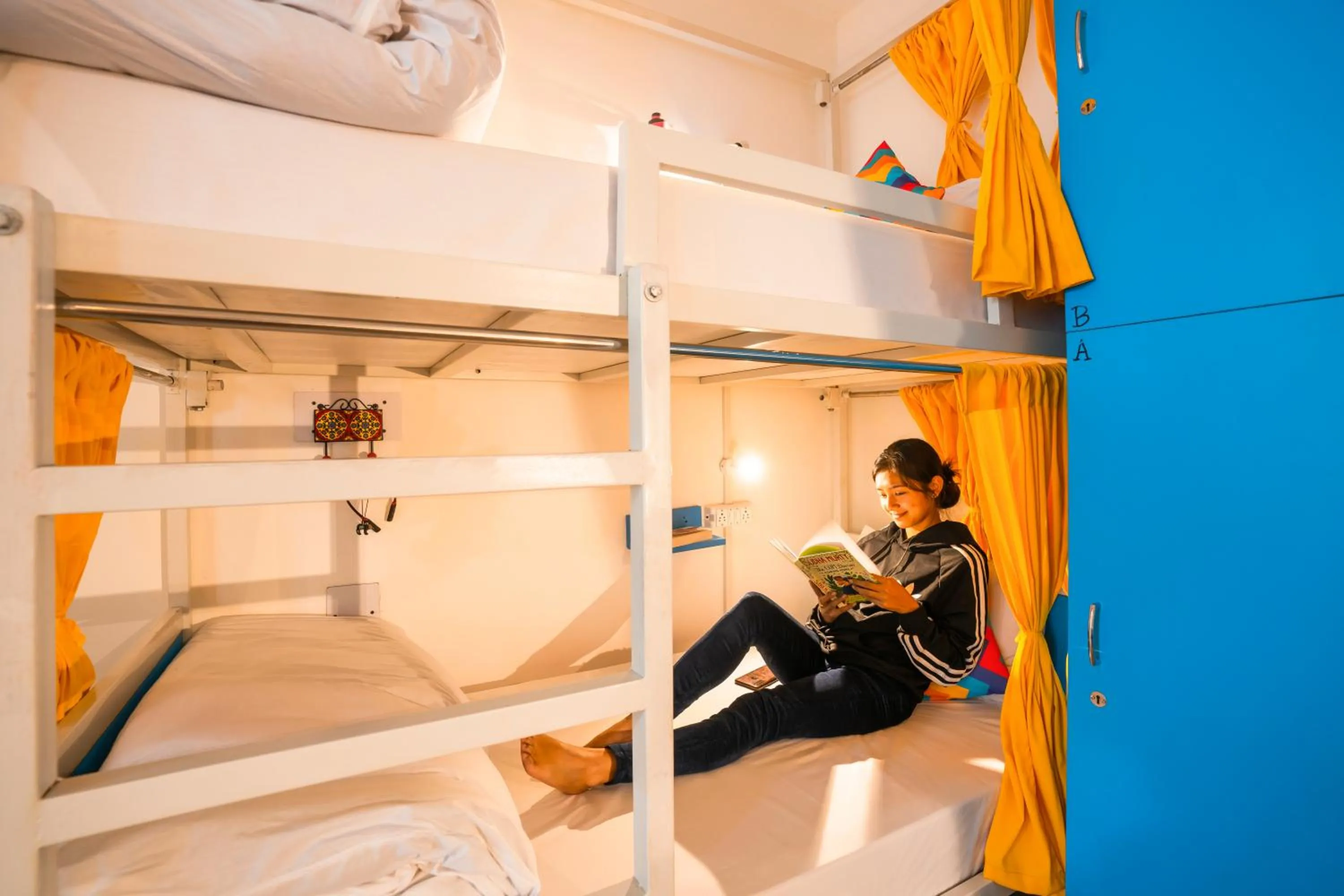 Bed in goSTOPS Nainital