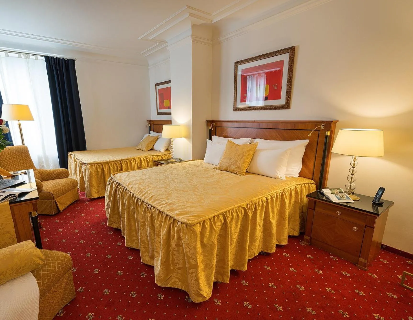 Bedroom, Bed in Hotel Bologna