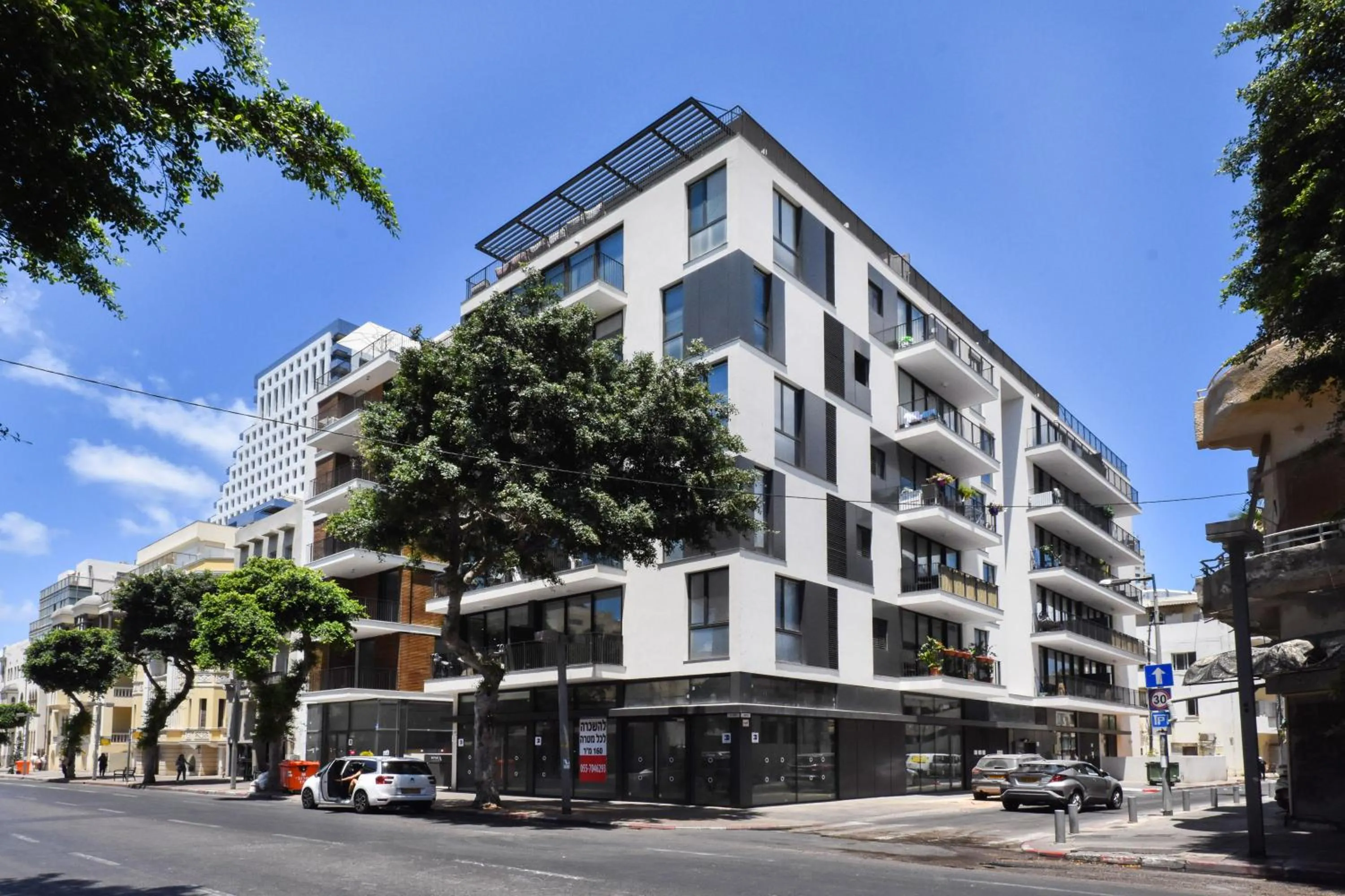 Property building in Palm 1BR next to Gazoz Beach by HolyGuest