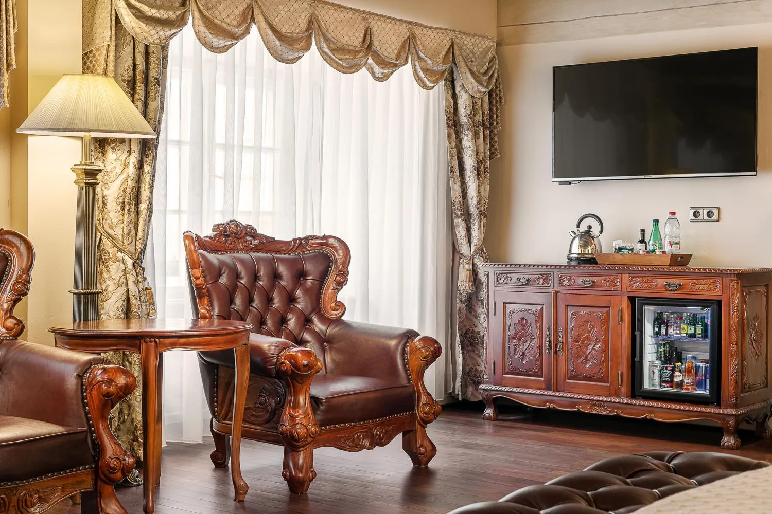 Communal lounge/ TV room in Iron Gate Hotel & Suites Prague by BHG