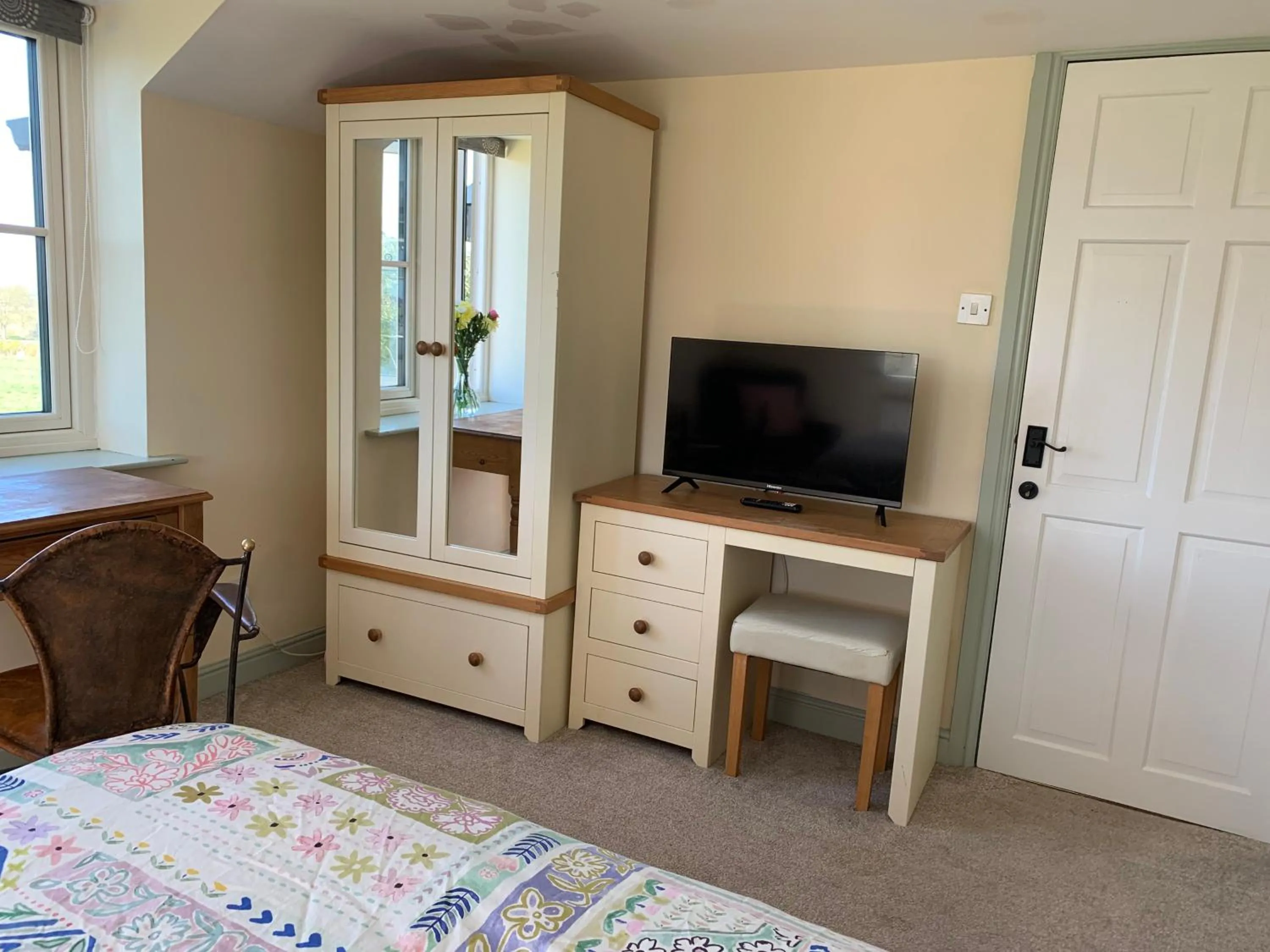 Bed in Farmhouse studio near Shrewsbury