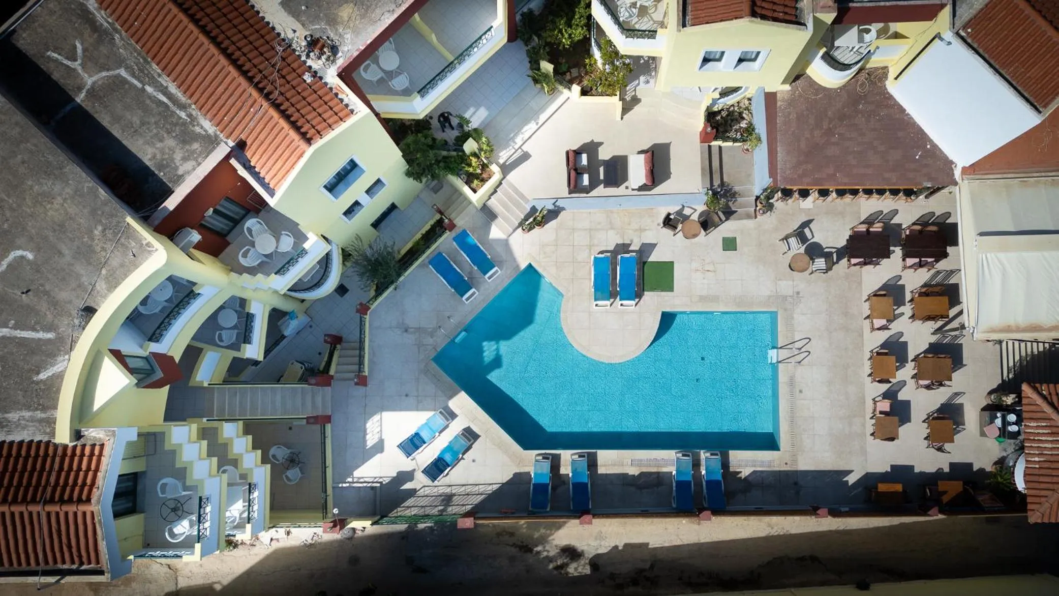 Property building in Ariadni Palace Apartments