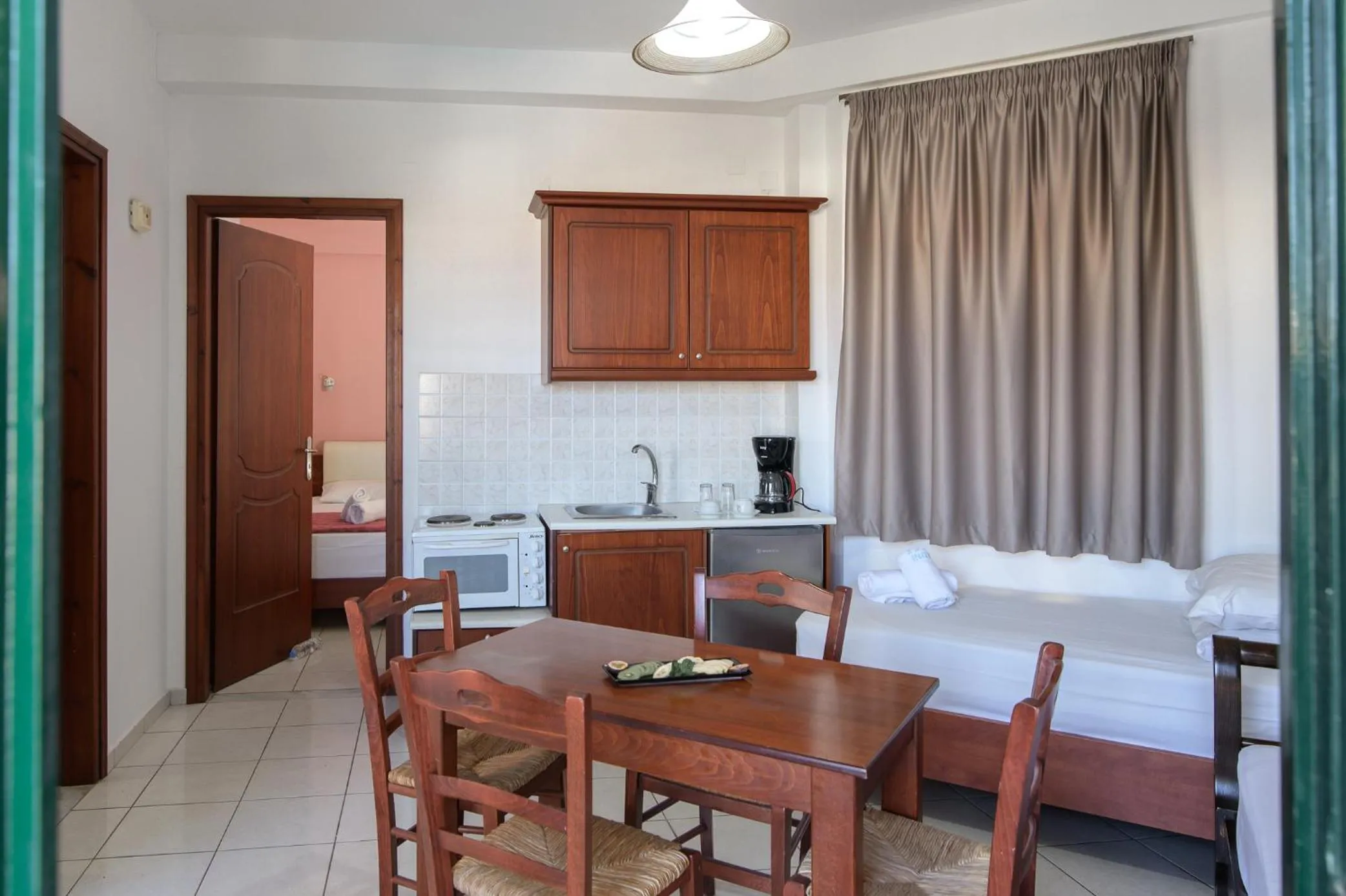 Kitchen or kitchenette in Ariadni Palace Apartments