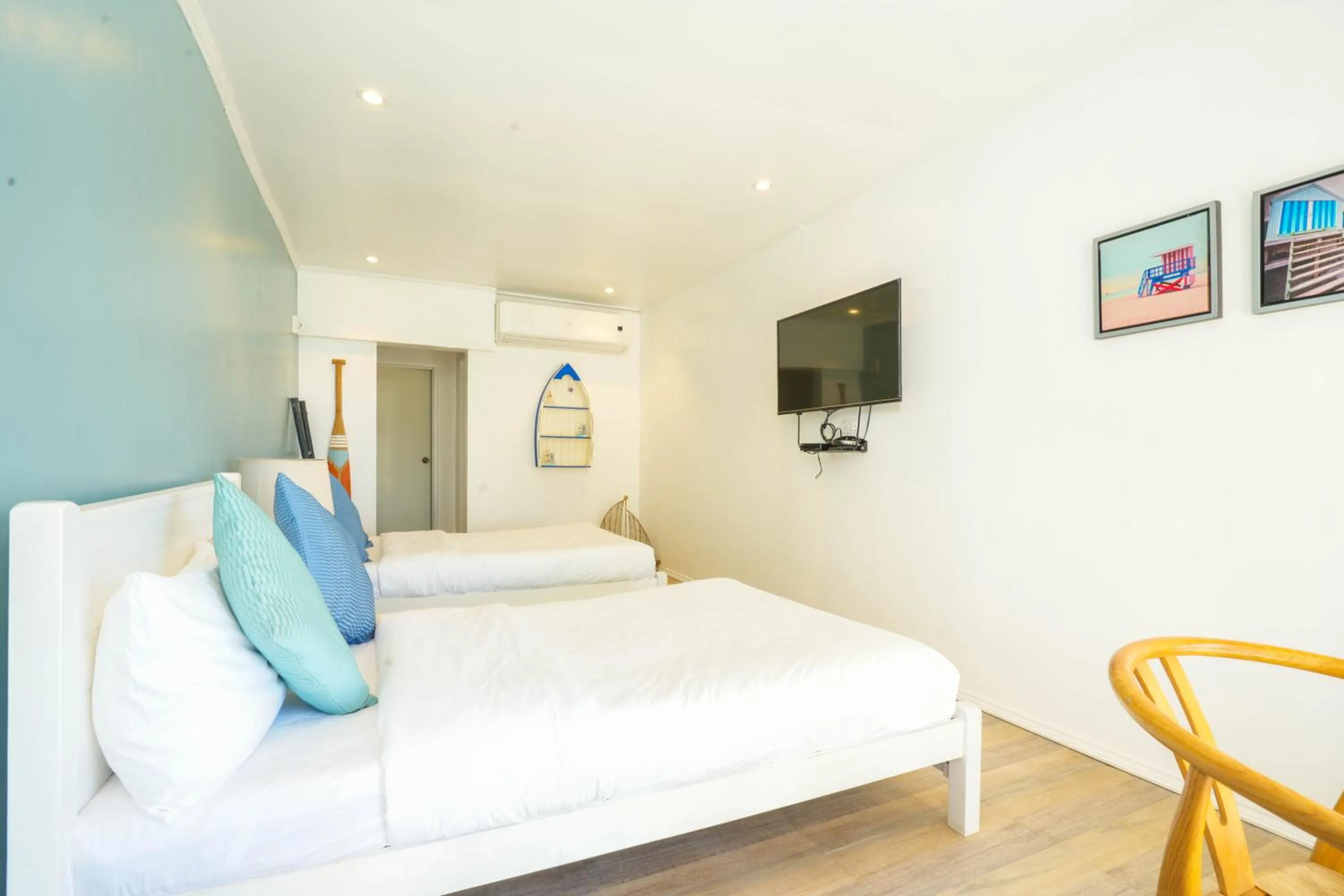 Bed in Destino Beach Resort and Hotel