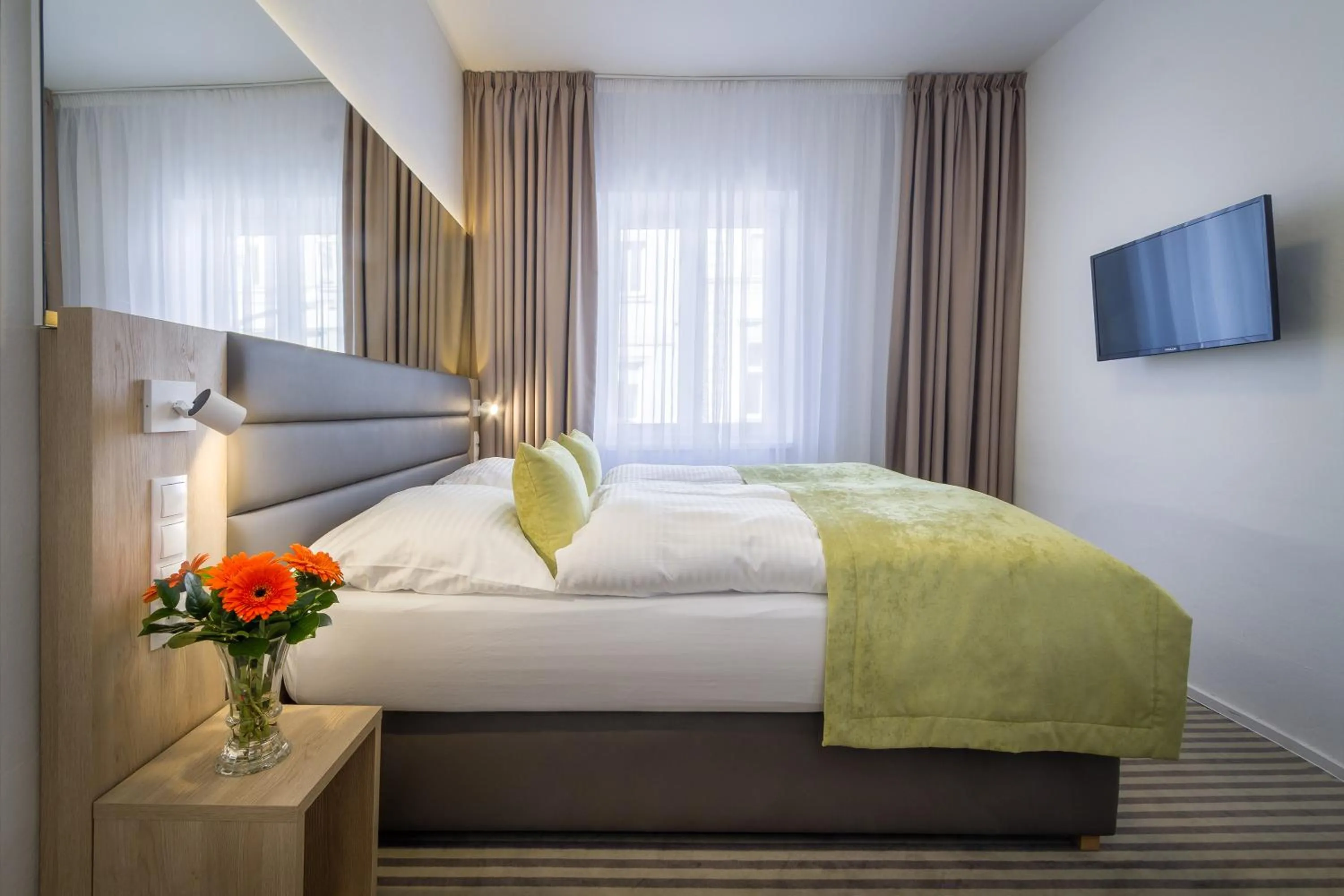 Bedroom, Bed in Hotel White Lion