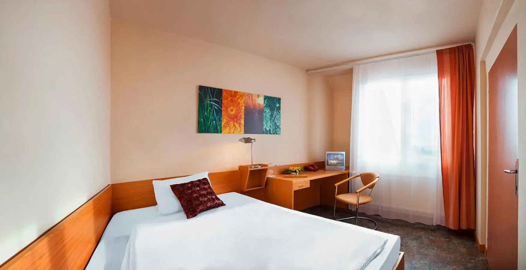 Single Room in Hotel Benica Single Room in Hotel Benica