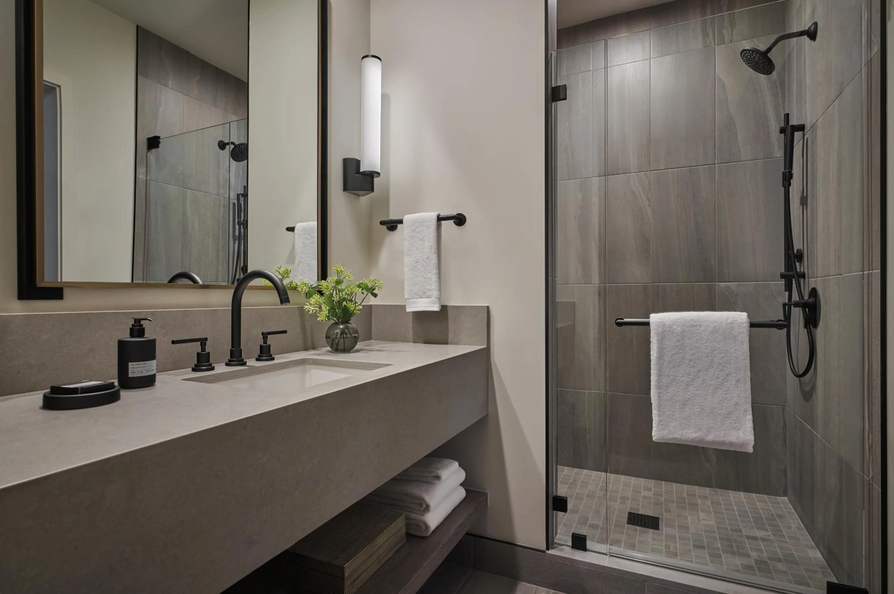 Bathroom in Pendry Park City