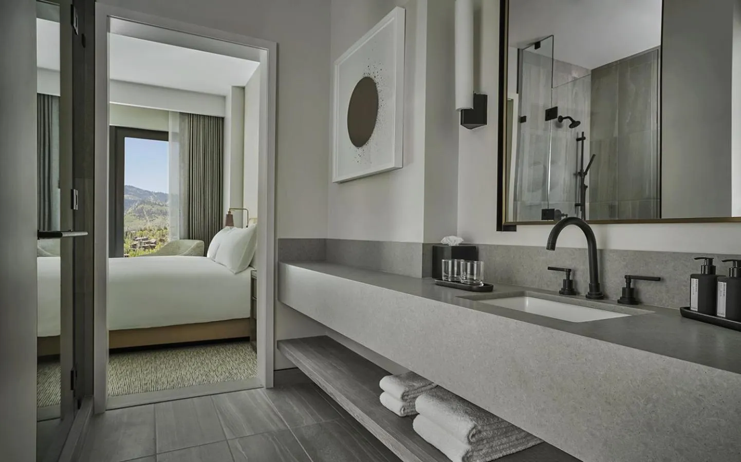 Bathroom, Bed in Pendry Park City