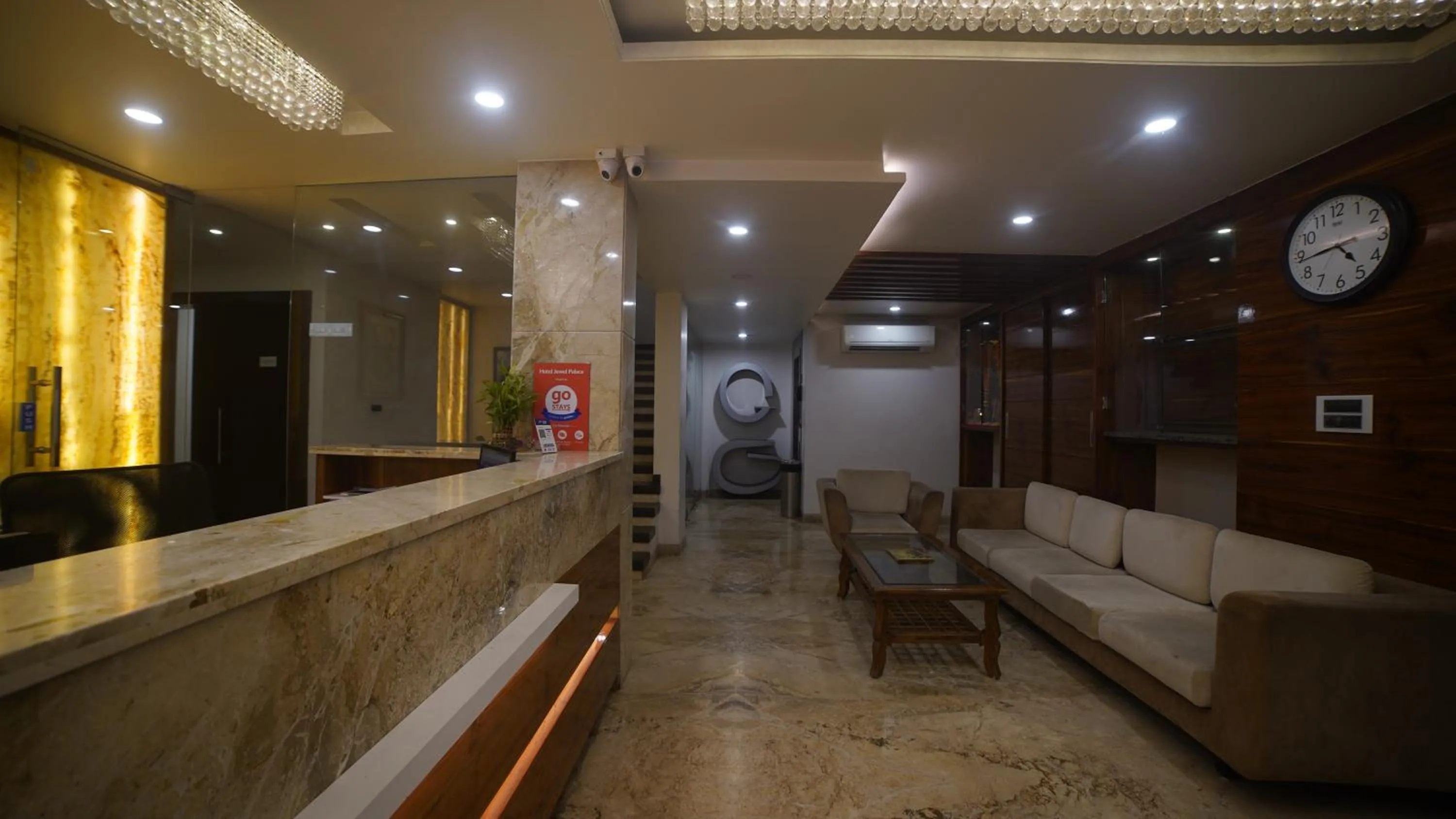 Lobby or reception in Jewel Palace, Bhopal