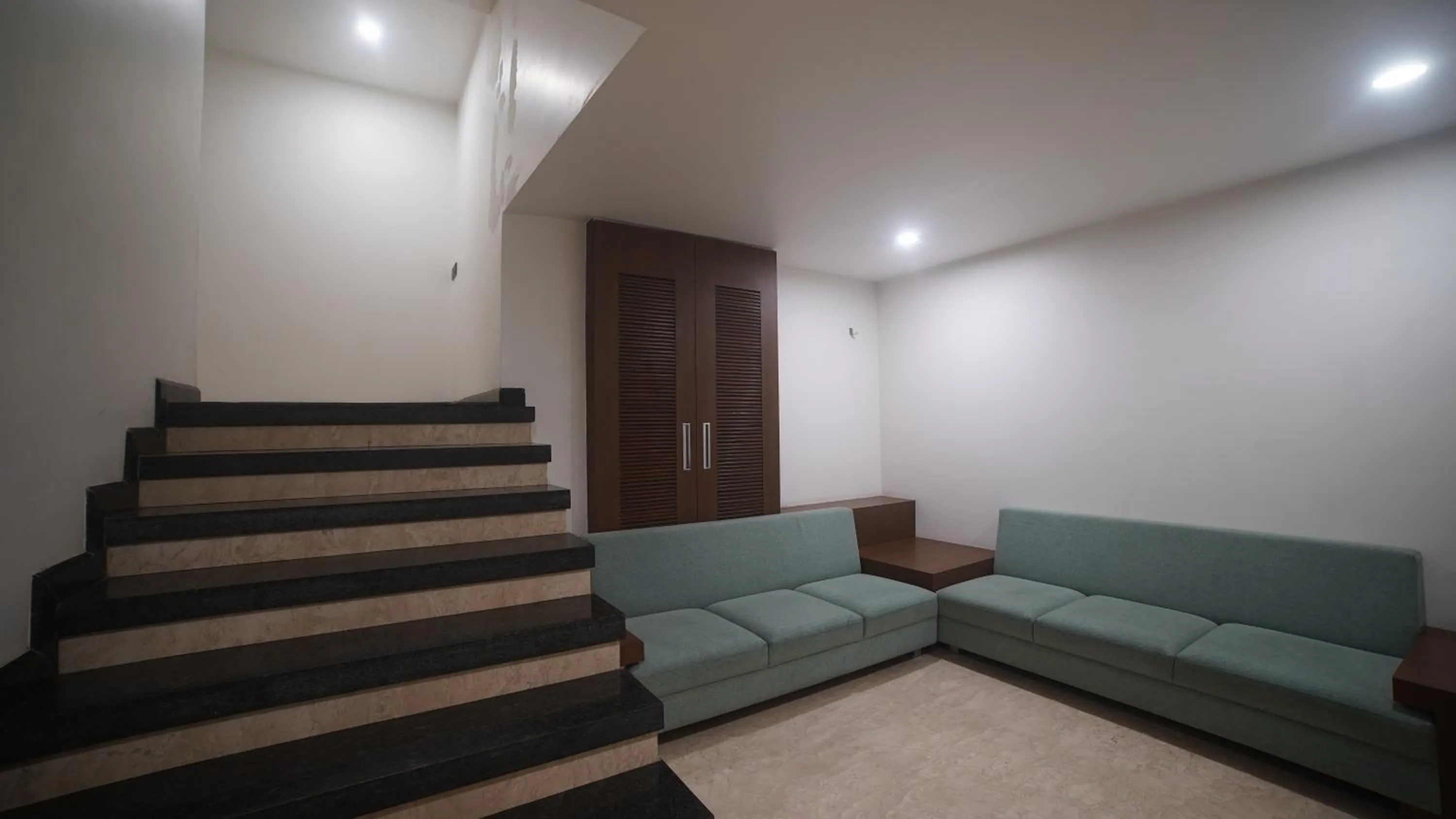 Lobby or reception in Jewel Palace, Bhopal