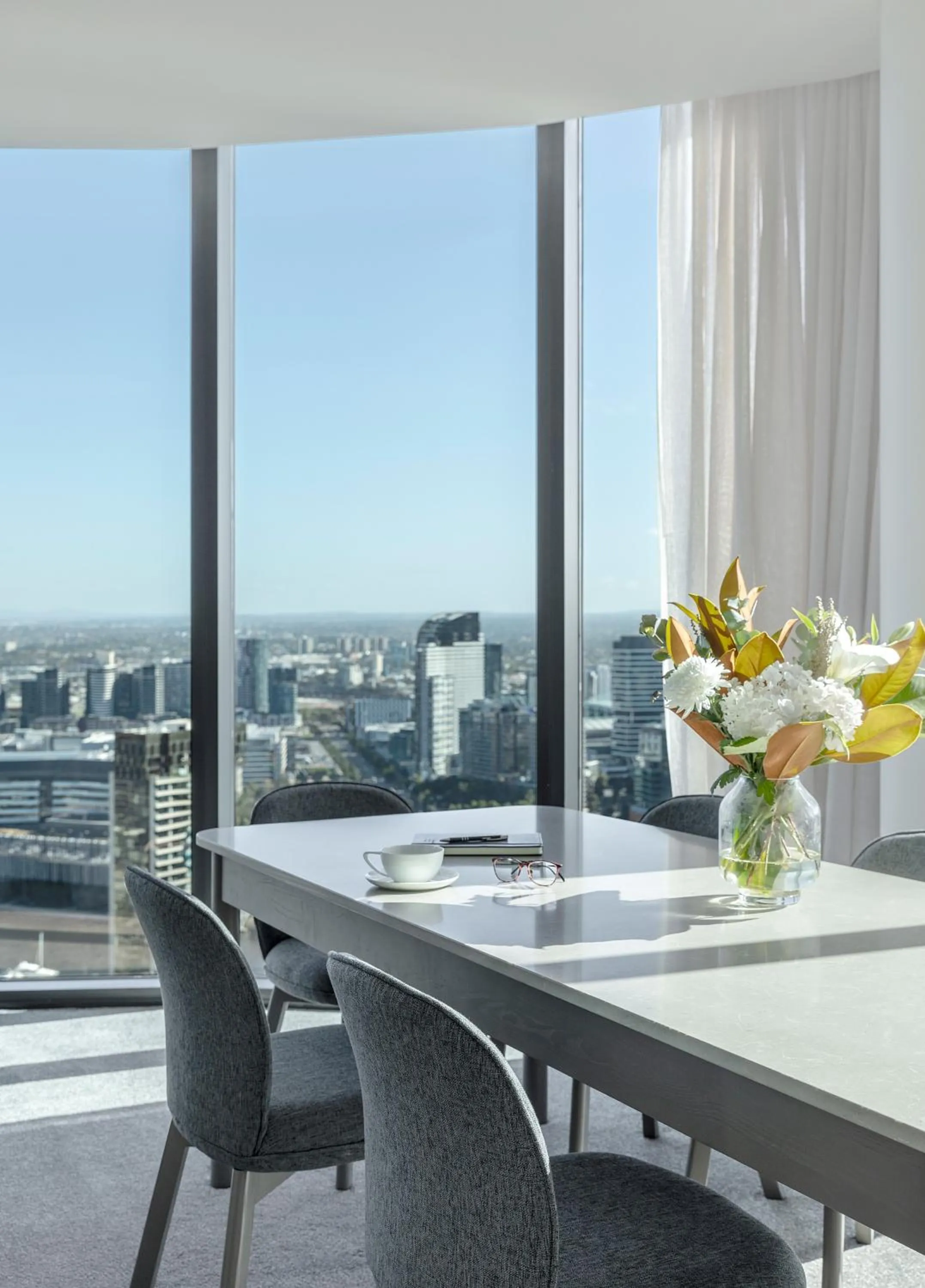 Dining area in Oakwood Premier Melbourne