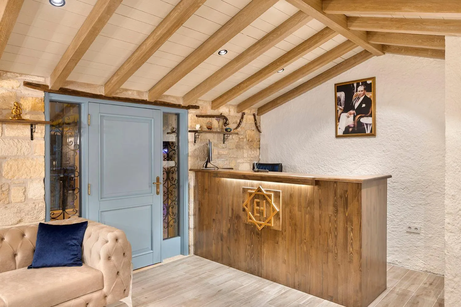 Lobby or reception in EFLIN HAUS Historical Place & Monument