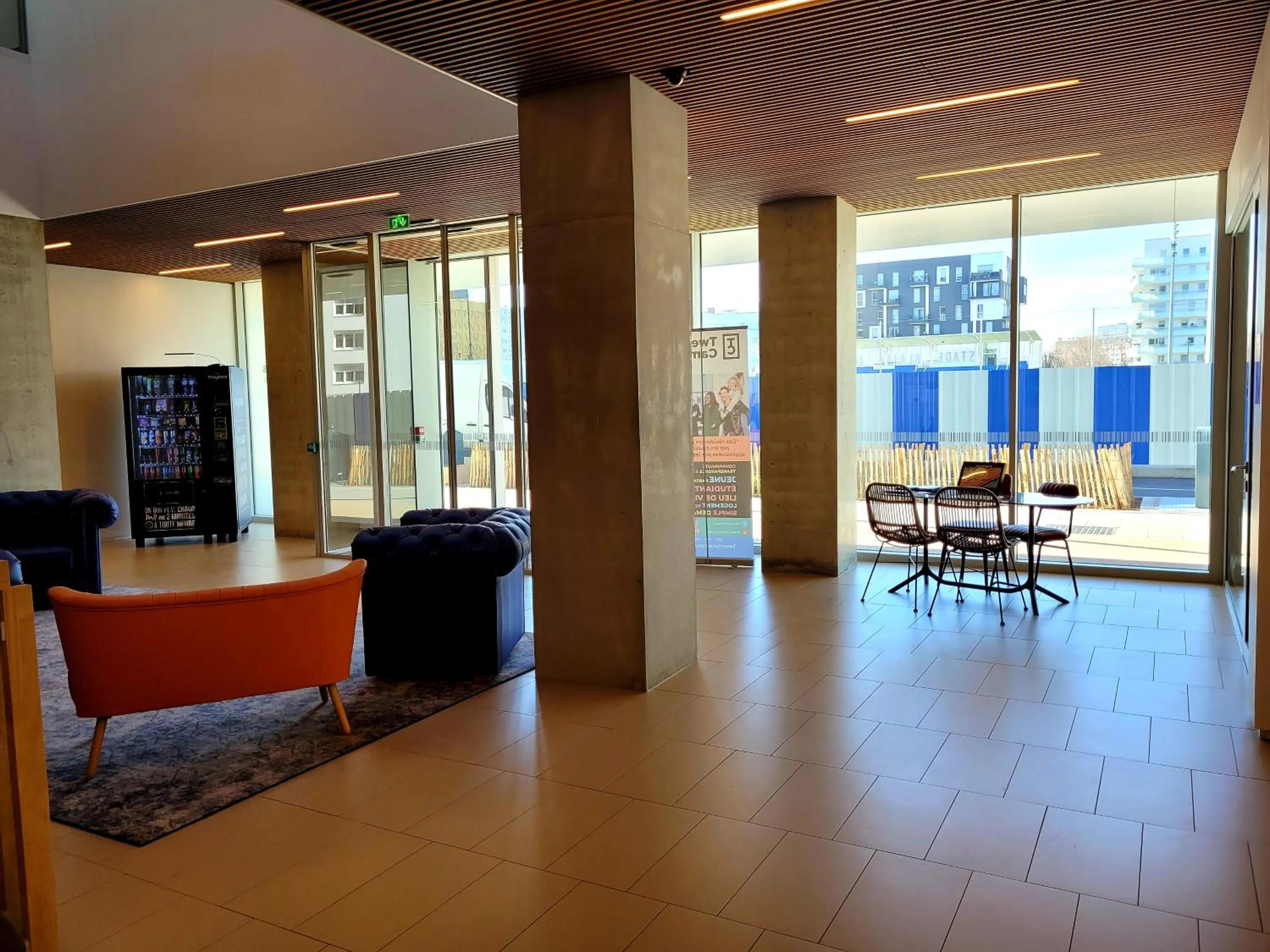 Property building in Twenty Business Flats Asnières-sur-Seine