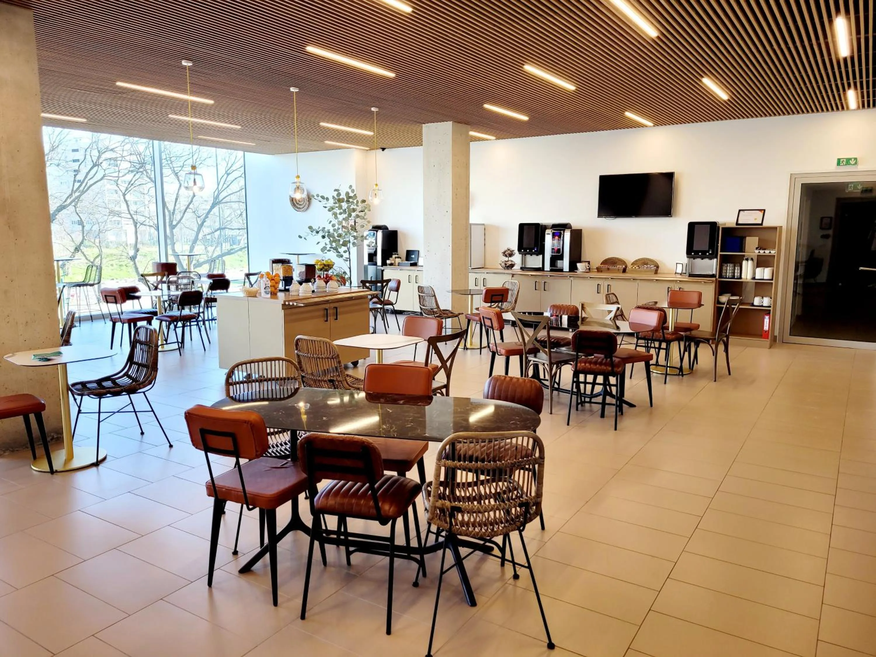 Breakfast in Twenty Business Flats Asnières-sur-Seine