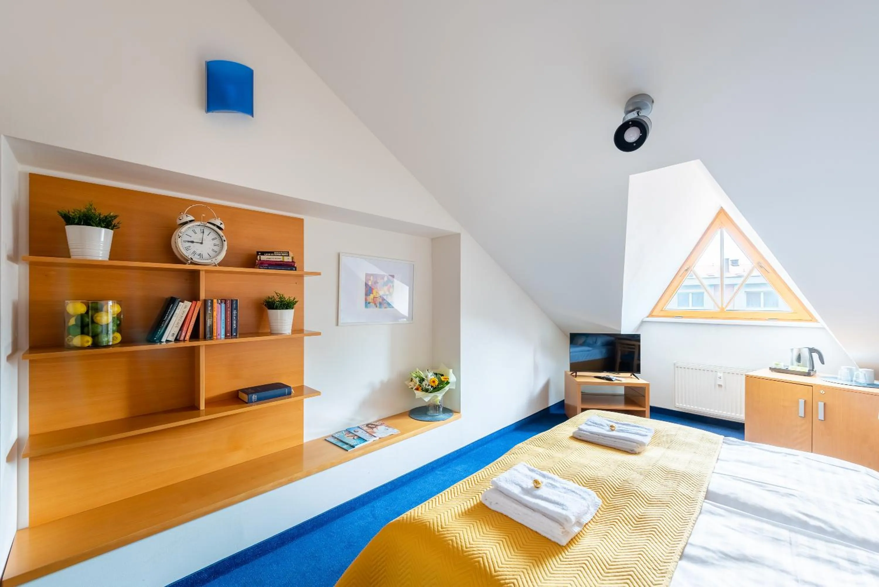 Bed in Residence Abacta