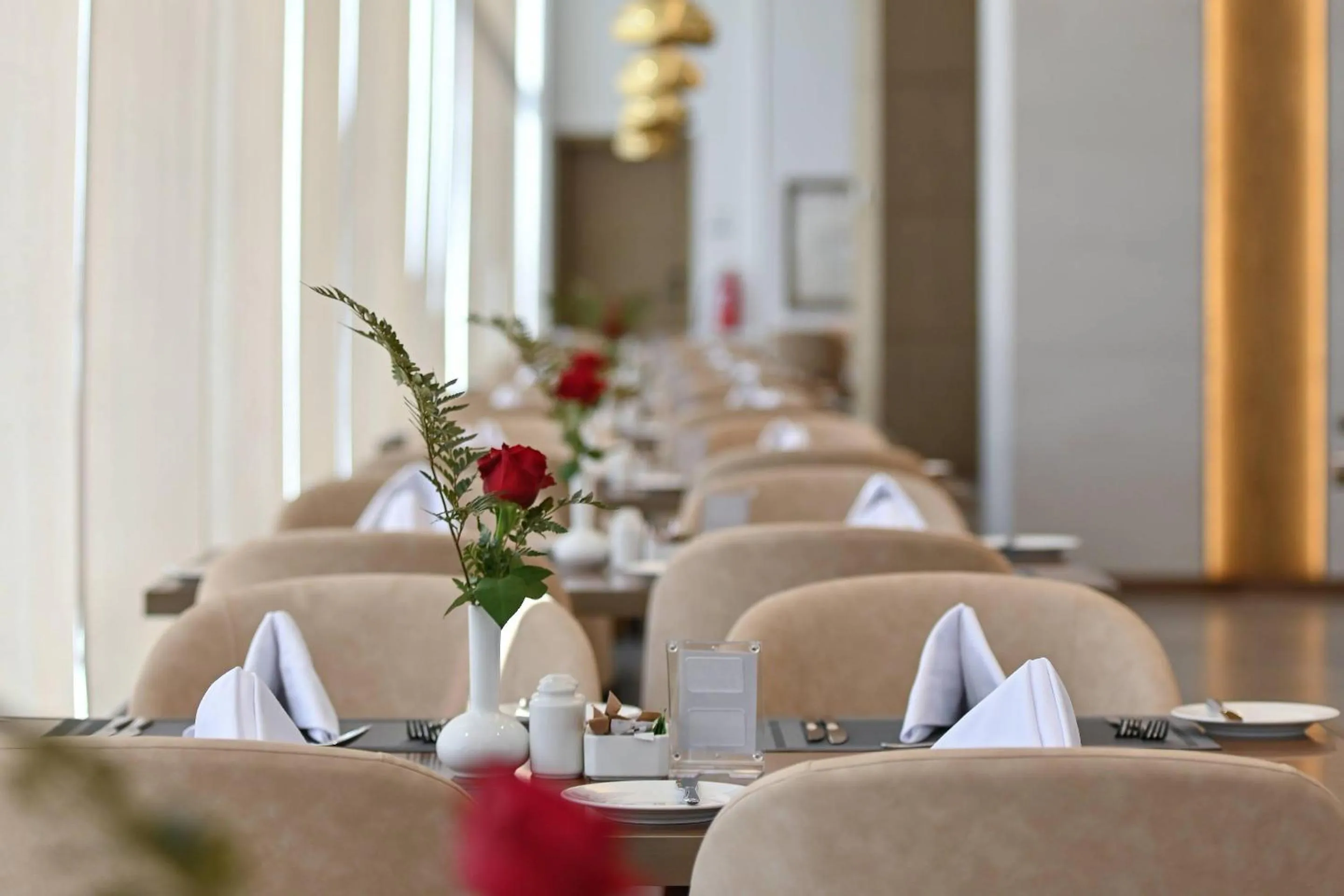 Restaurant/places to eat in Clarion Hotel Jeddah Airport