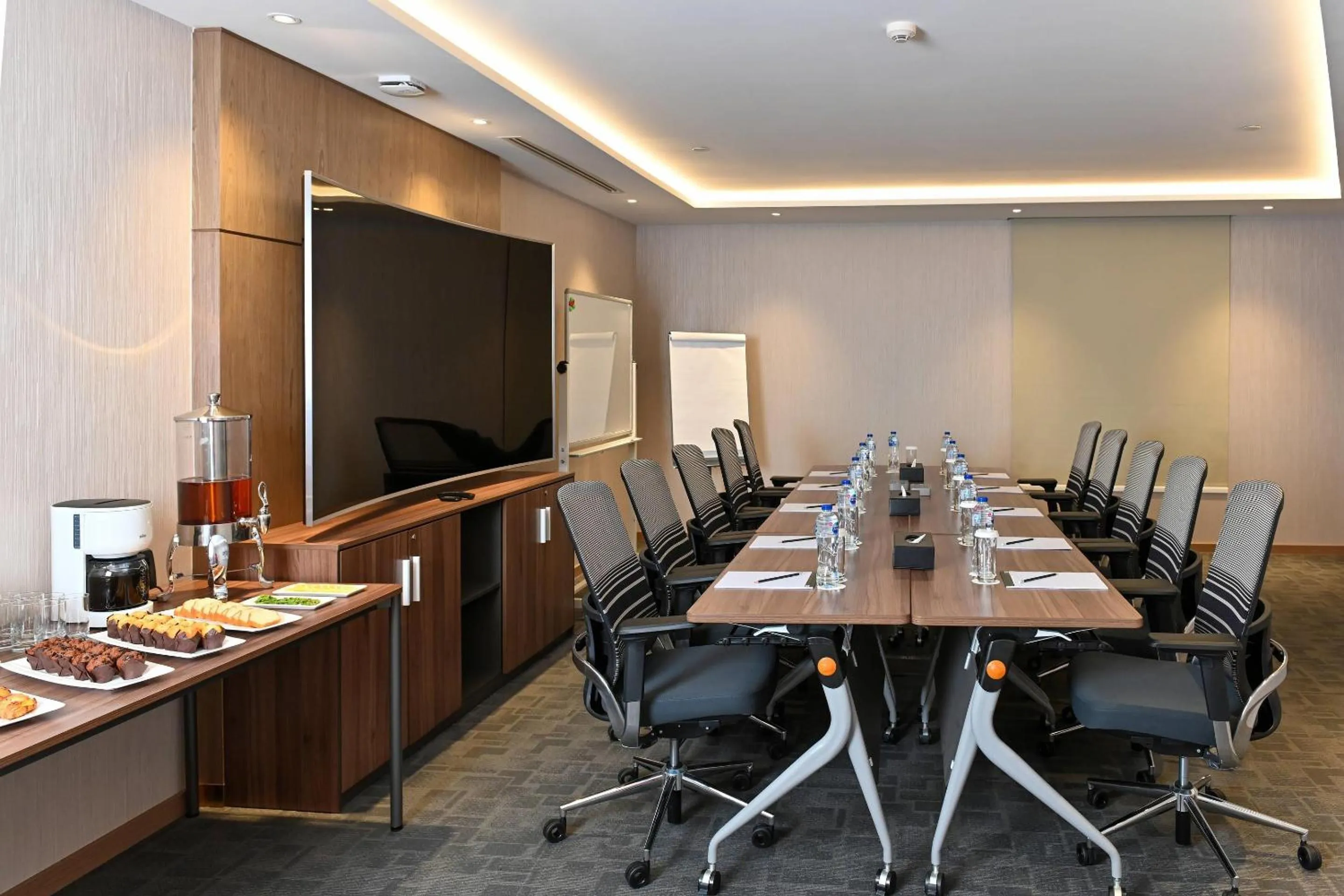 Meeting/conference room in Clarion Hotel Jeddah Airport