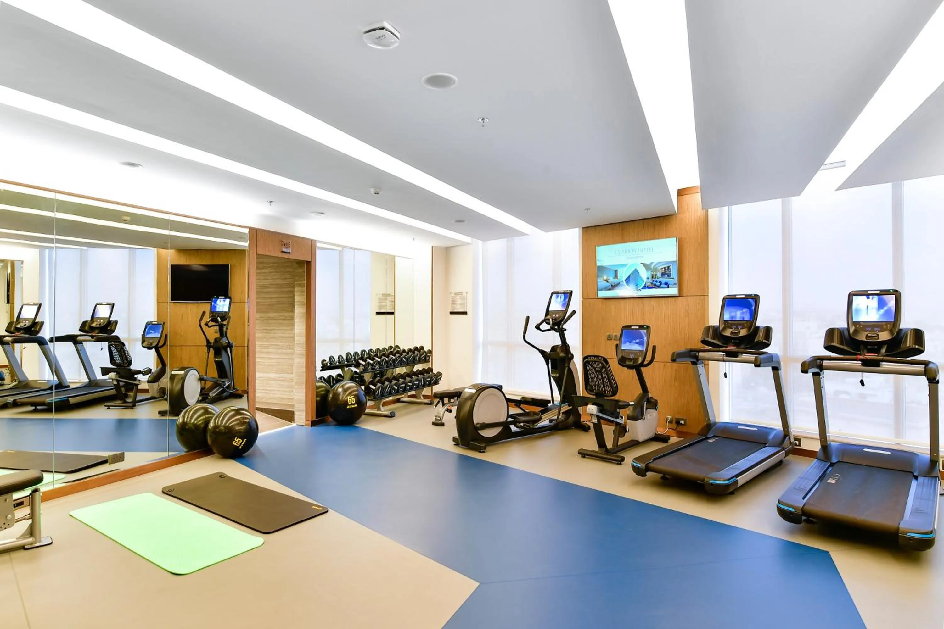 Fitness centre/facilities in Clarion Hotel Jeddah Airport