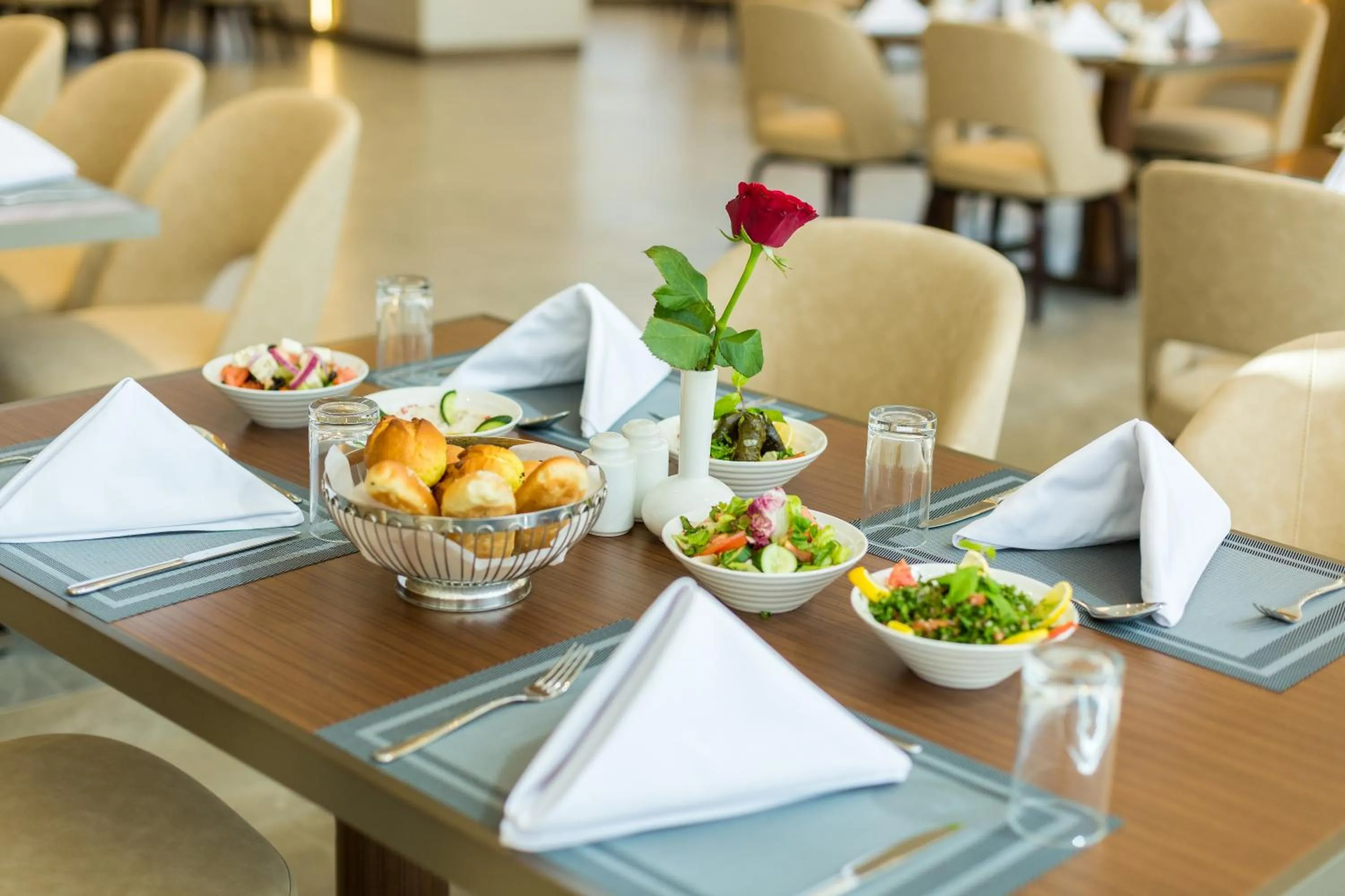 Breakfast in Clarion Hotel Jeddah Airport