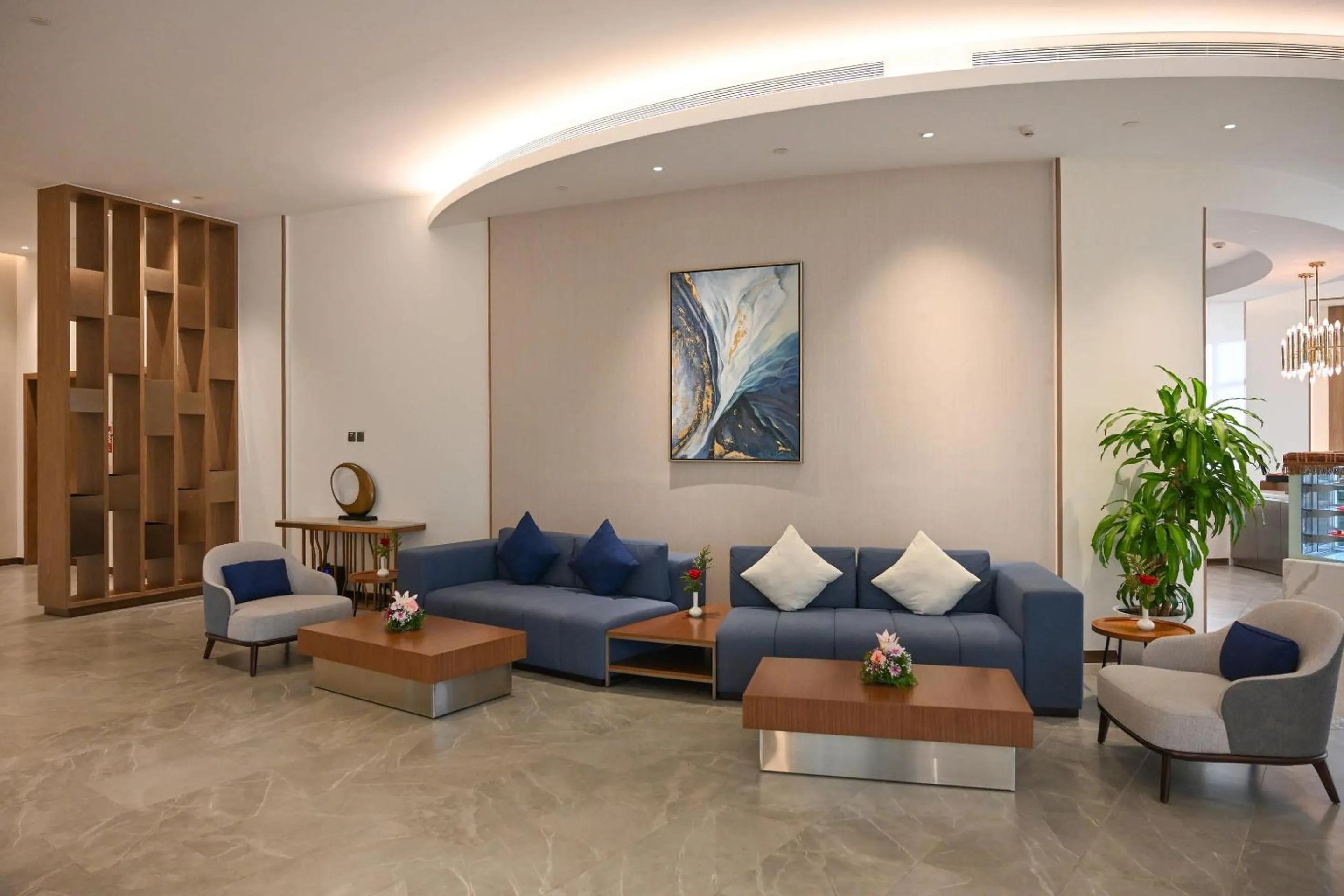 Lobby or reception in Clarion Hotel Jeddah Airport