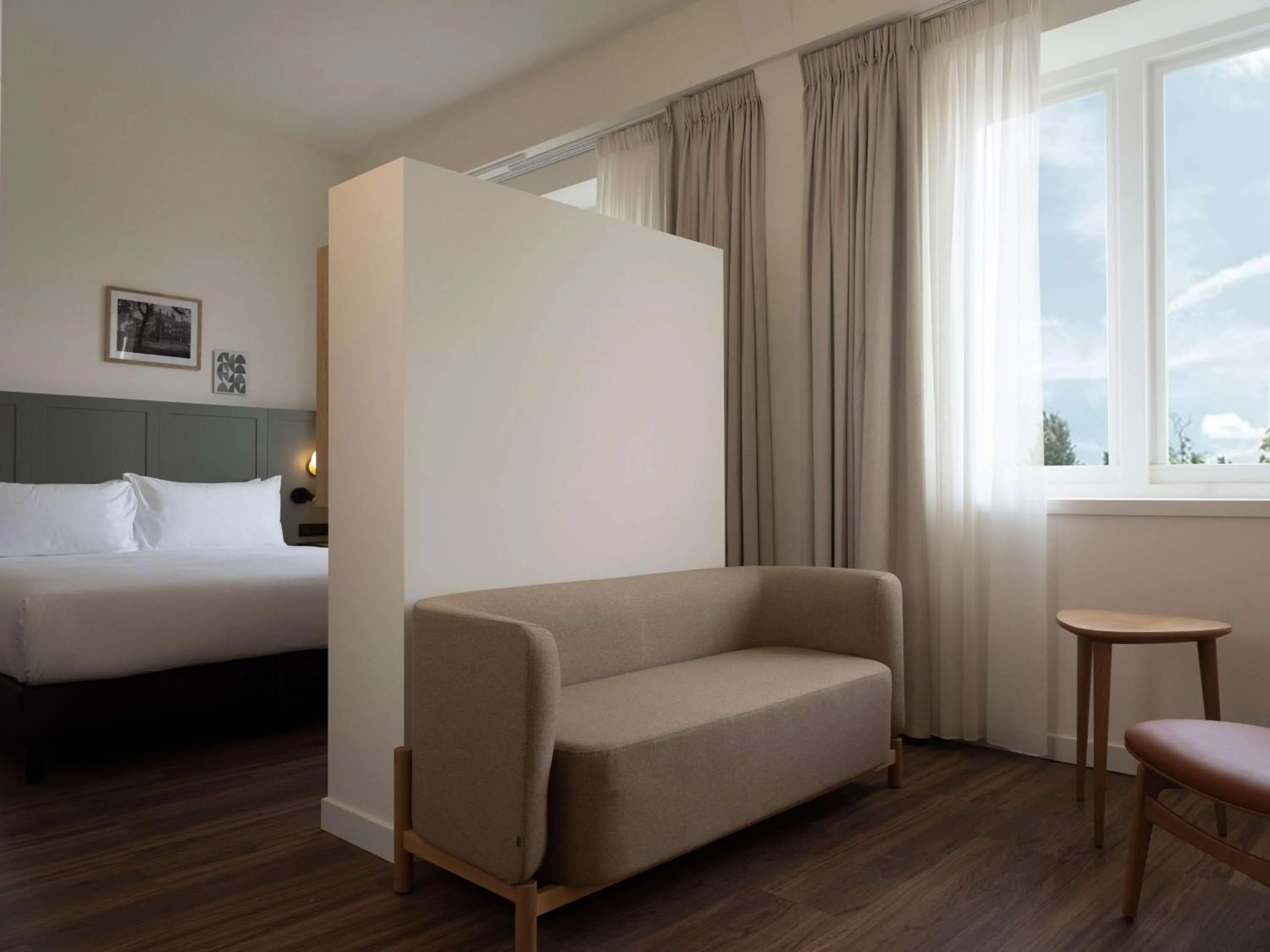 Bed in DoubleTree by Hilton Sittard