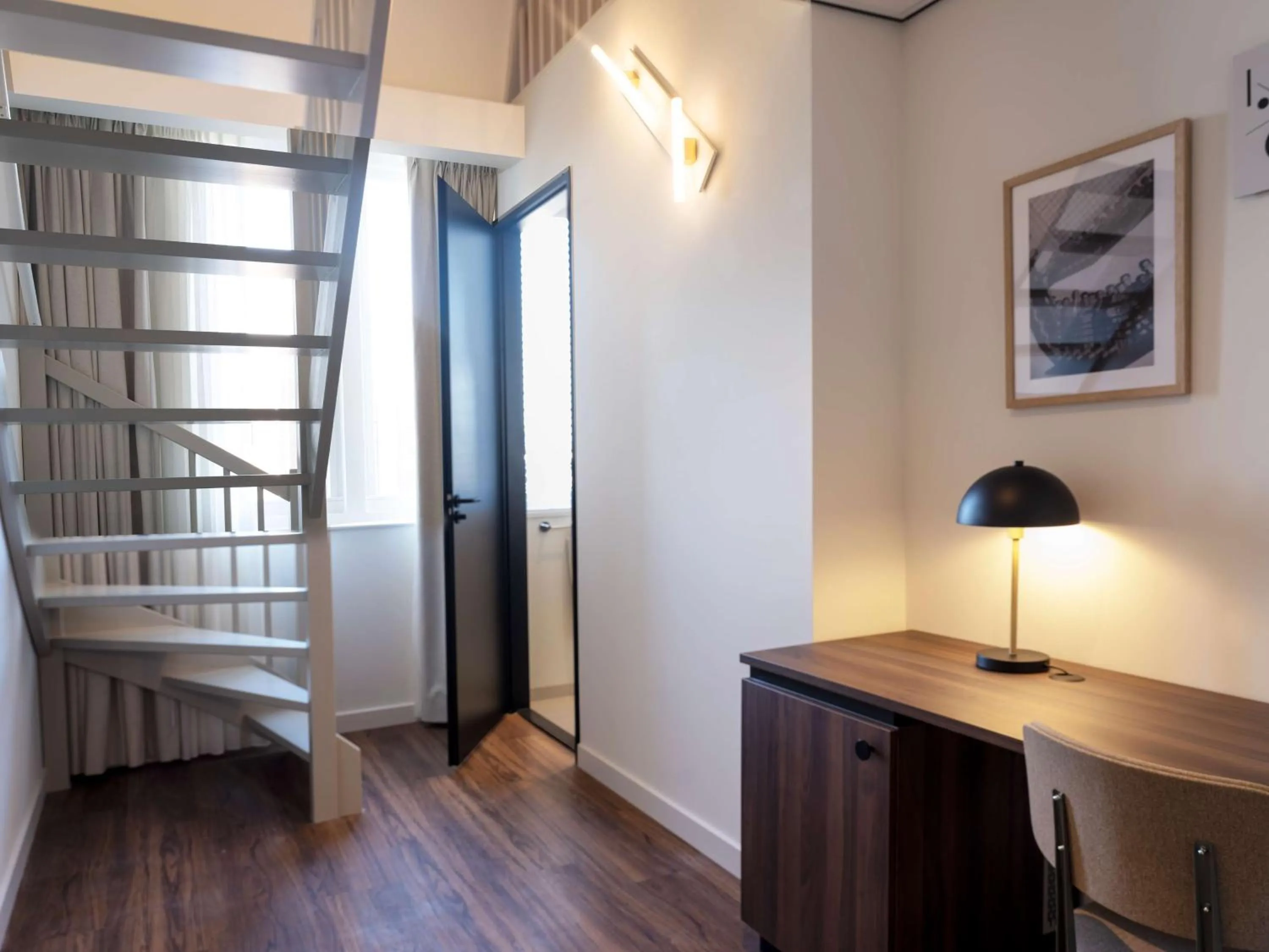 Bedroom, Bed in DoubleTree by Hilton Sittard