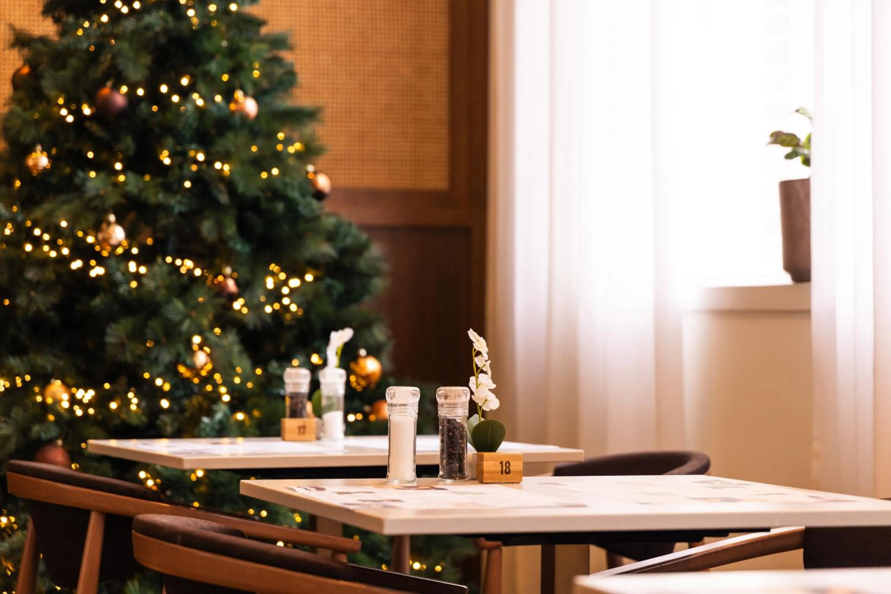 Lobby or reception in DoubleTree by Hilton Sittard