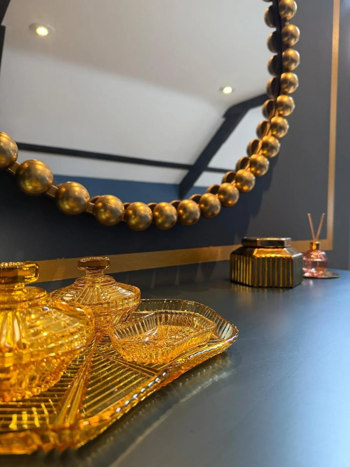 Decorative detail in Bow Alley Lodge