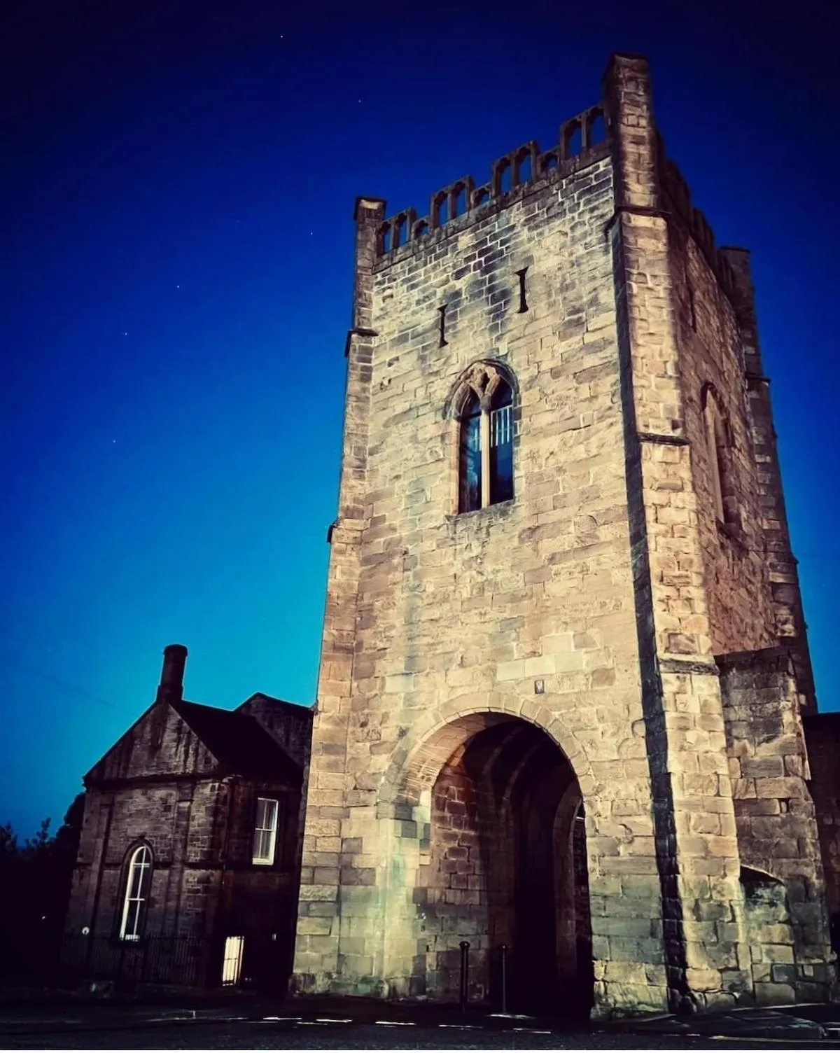 Nearby landmark in Bow Alley Lodge