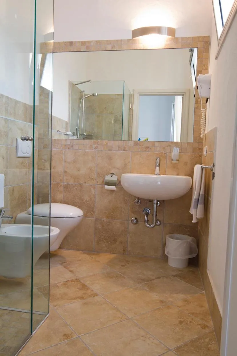 Bathroom in Hotel Vienna