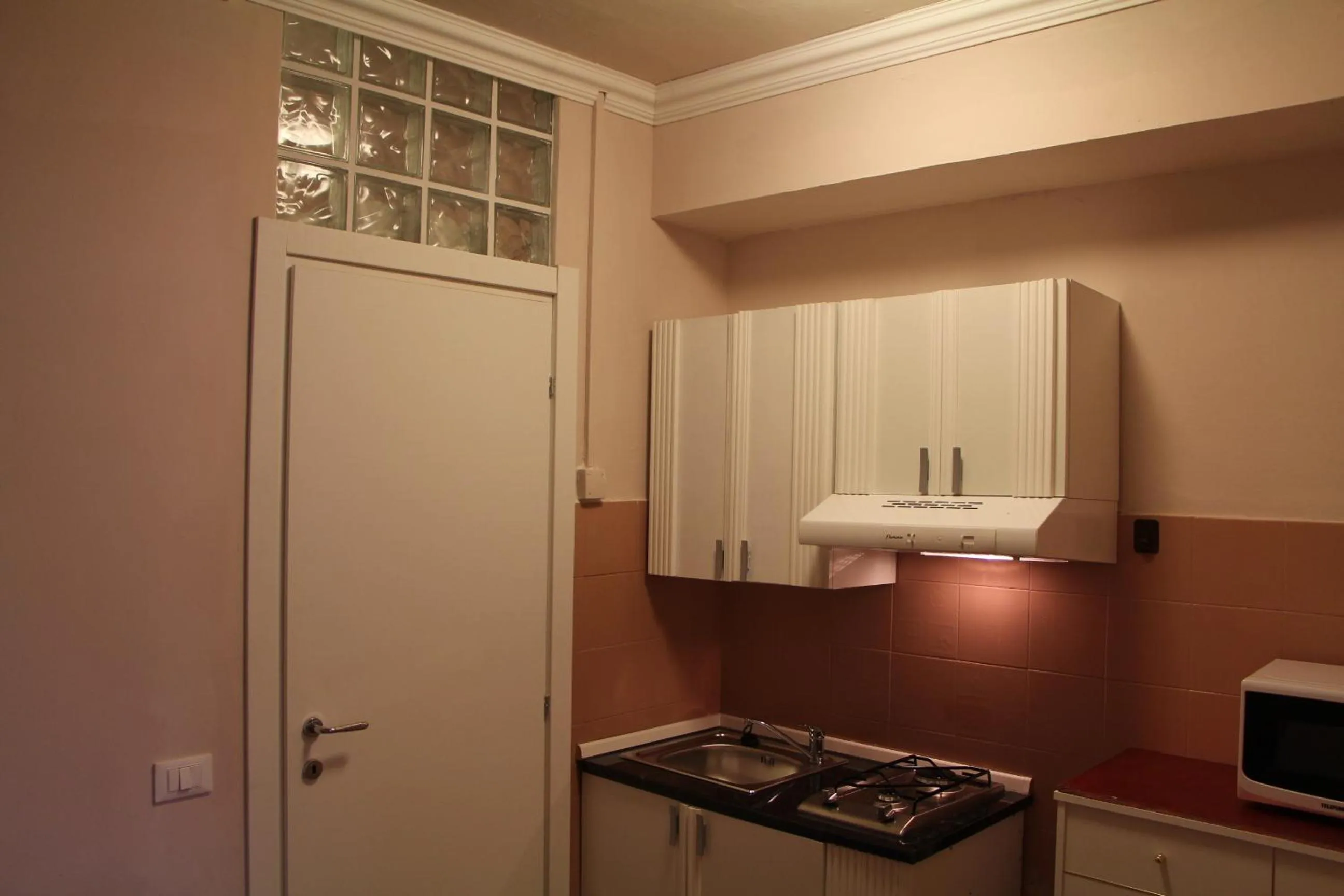 Kitchen or kitchenette in B&B Giorno e Notte