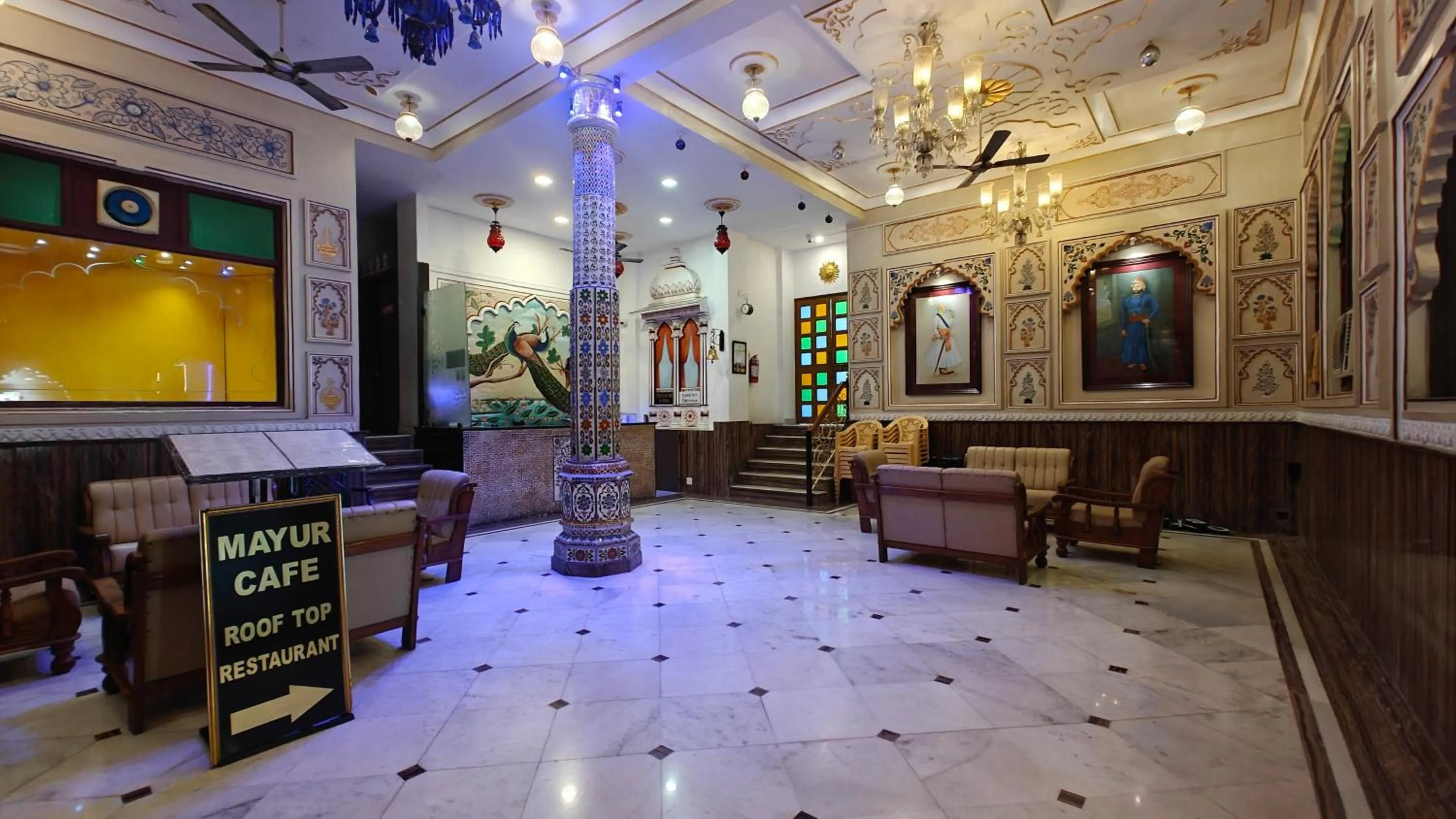 Living room in Baba Palace - A Heritage Hotel, Udaipur