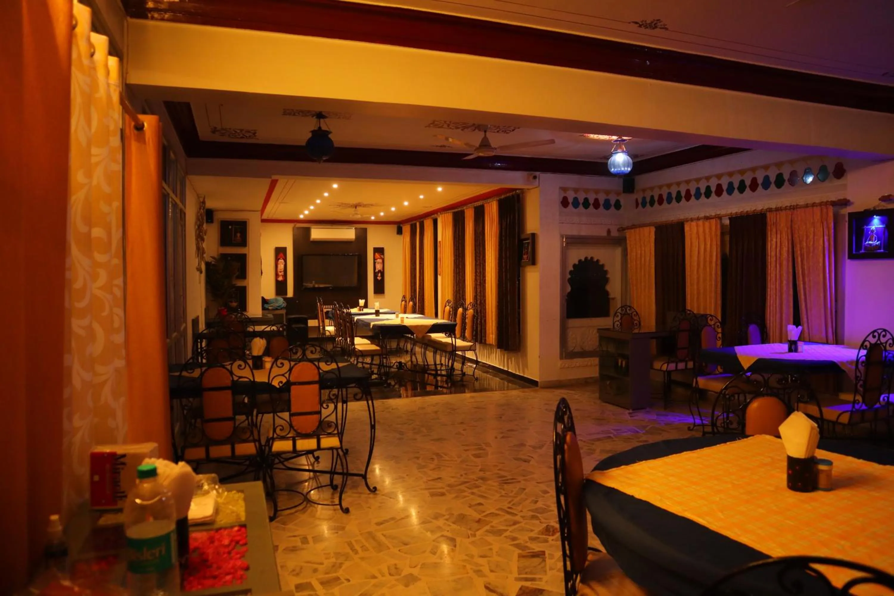 Restaurant/places to eat in Baba Palace - A Heritage Hotel, Udaipur