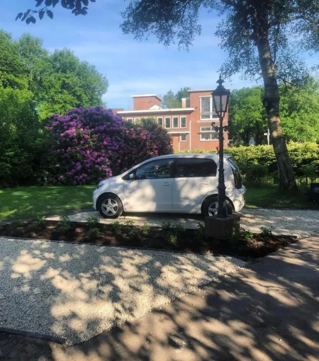Parking in De Burcht-Drenthe