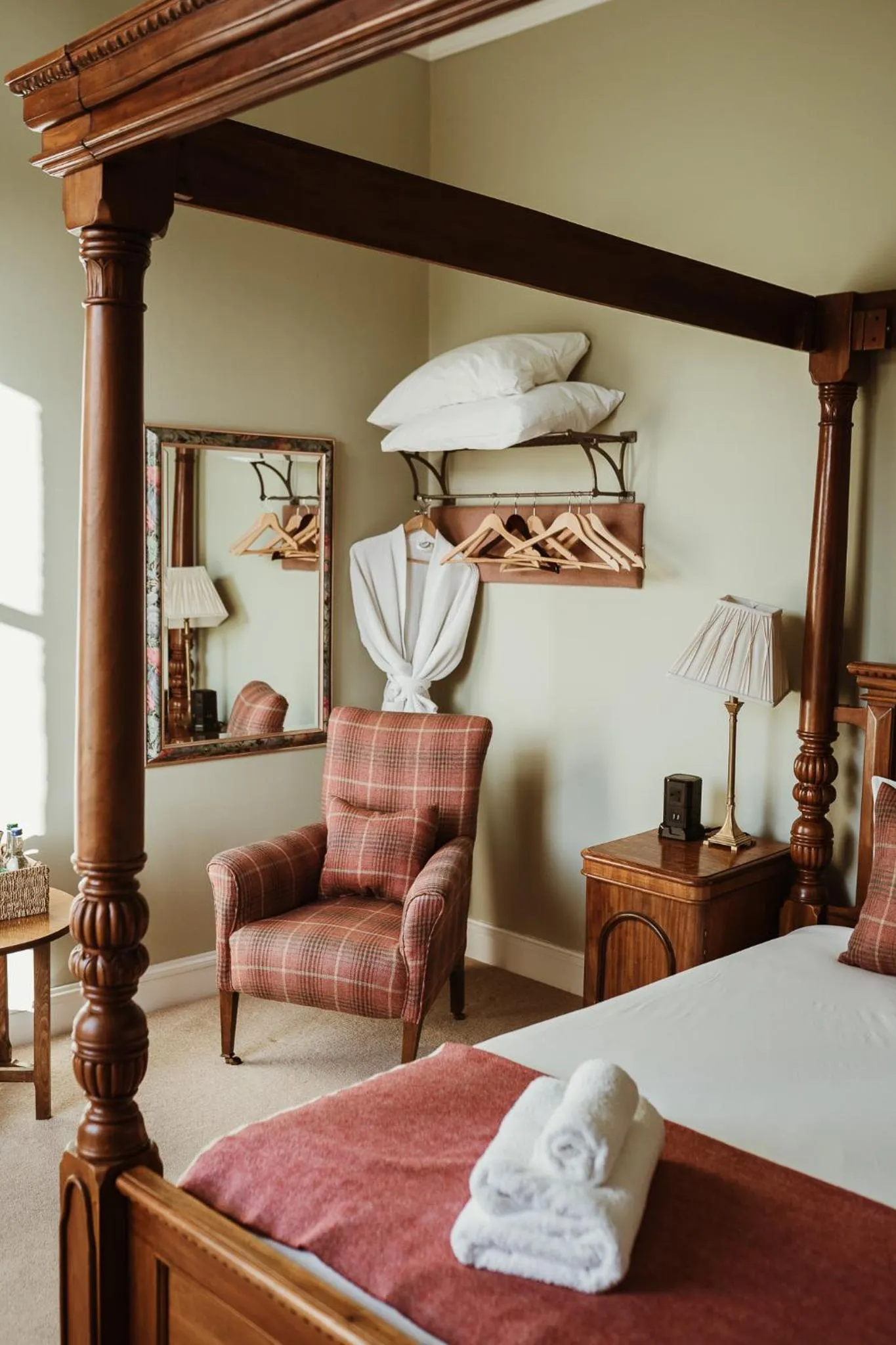 Bed in Saplinbrae Hotel and Lodges