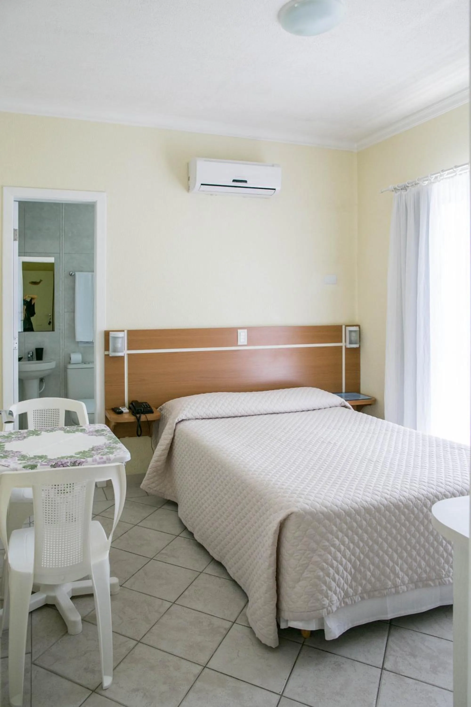 Bed in Bombinhas Praia Apart Hotel - Unidade rua Corrupião